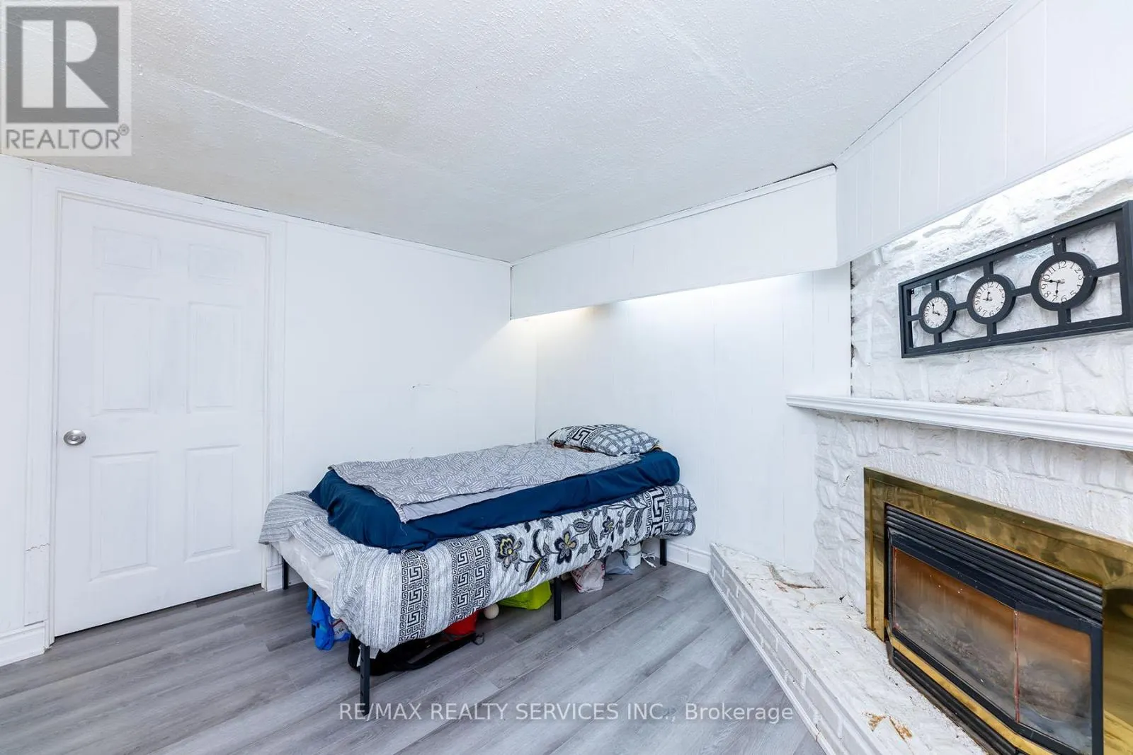 UNIT 3 - 1306 GUELPH LINE