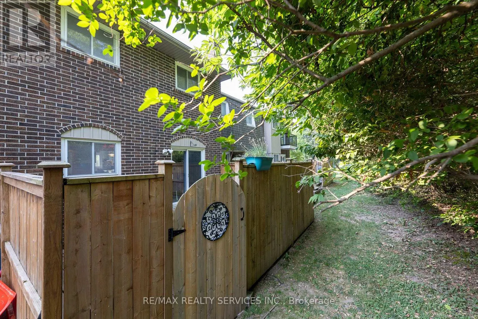 UNIT 3 - 1306 GUELPH LINE