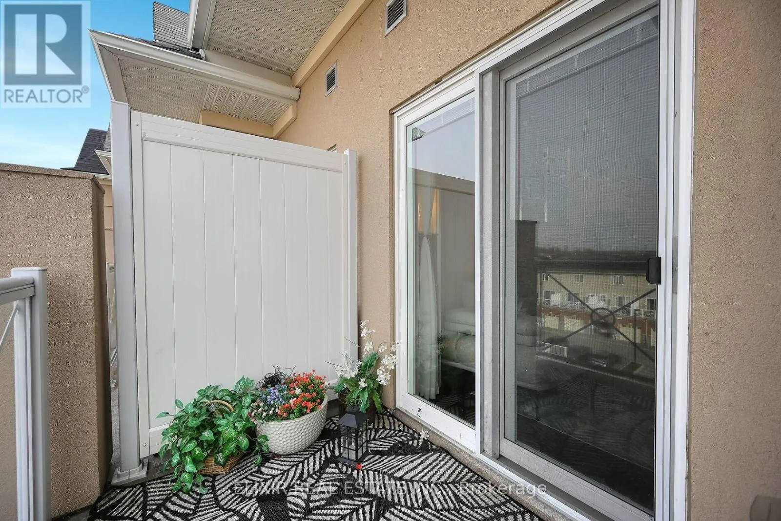 410 - 1360 COSTIGAN ROAD