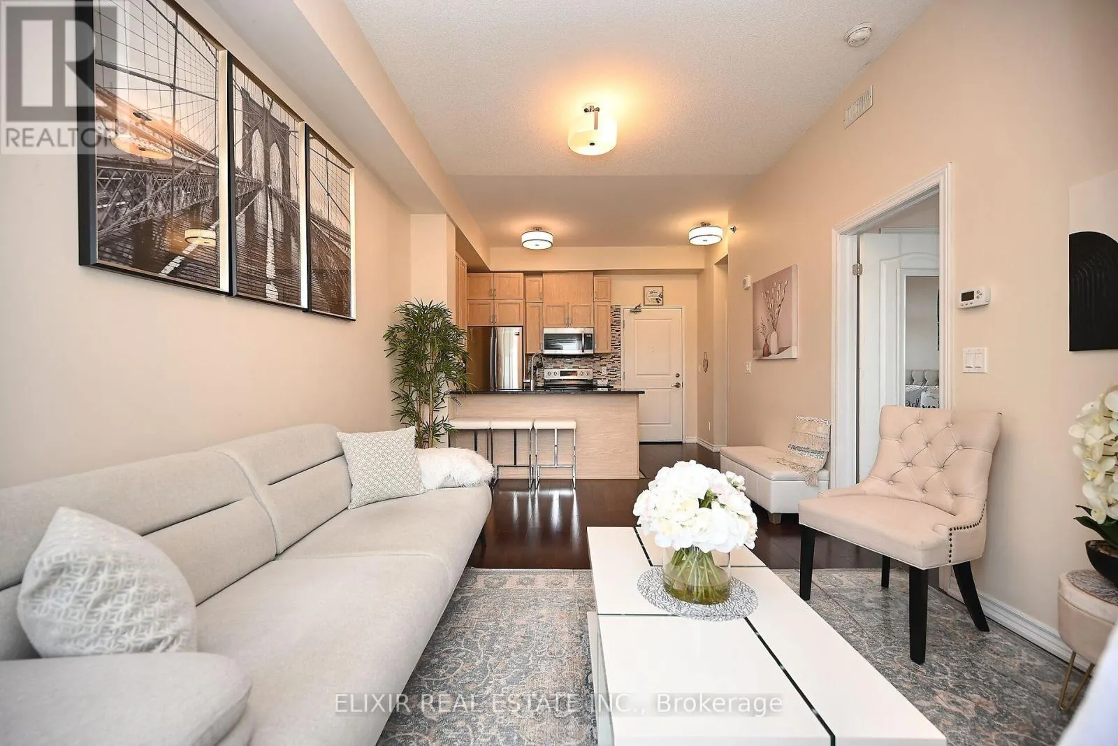 410 - 1360 COSTIGAN ROAD