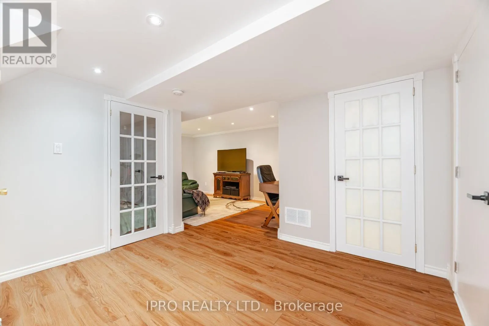 27 LASBY LANE