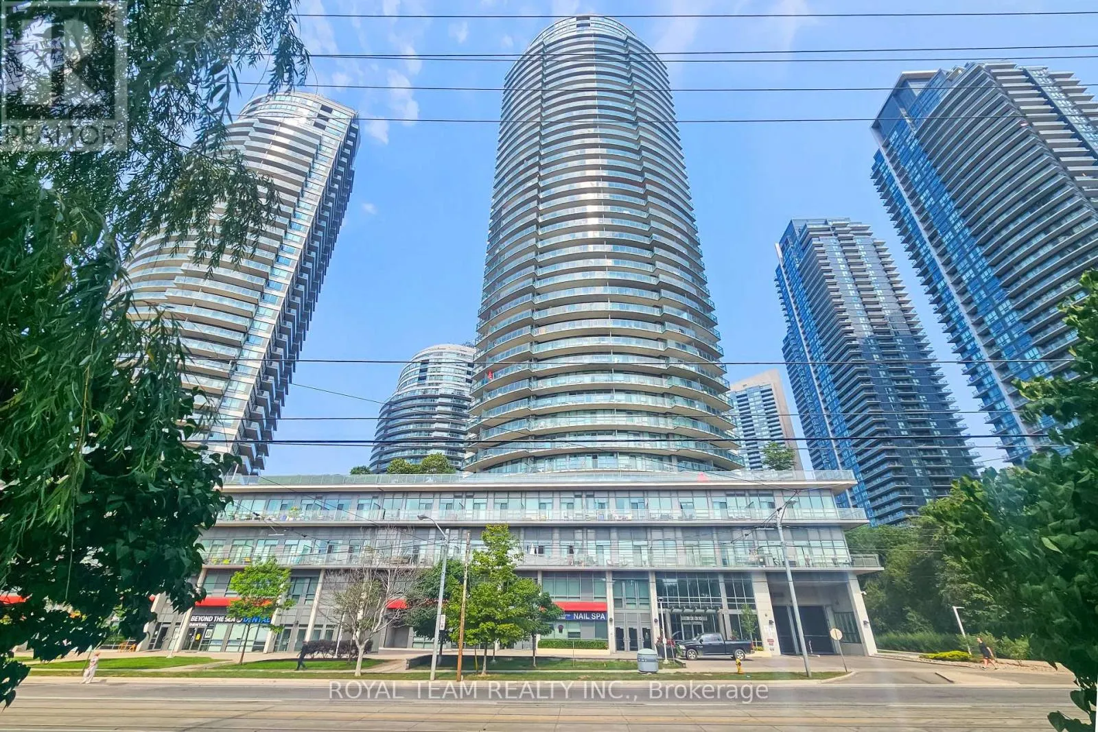2504 - 2230 LAKE SHORE BOULEVARD W