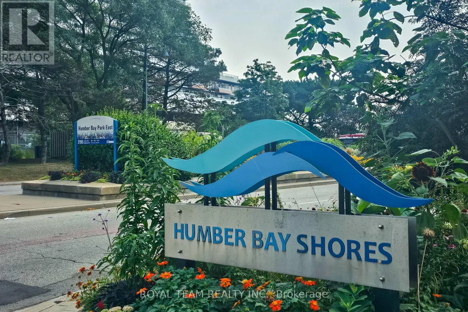 2504 - 2230 LAKE SHORE BOULEVARD W