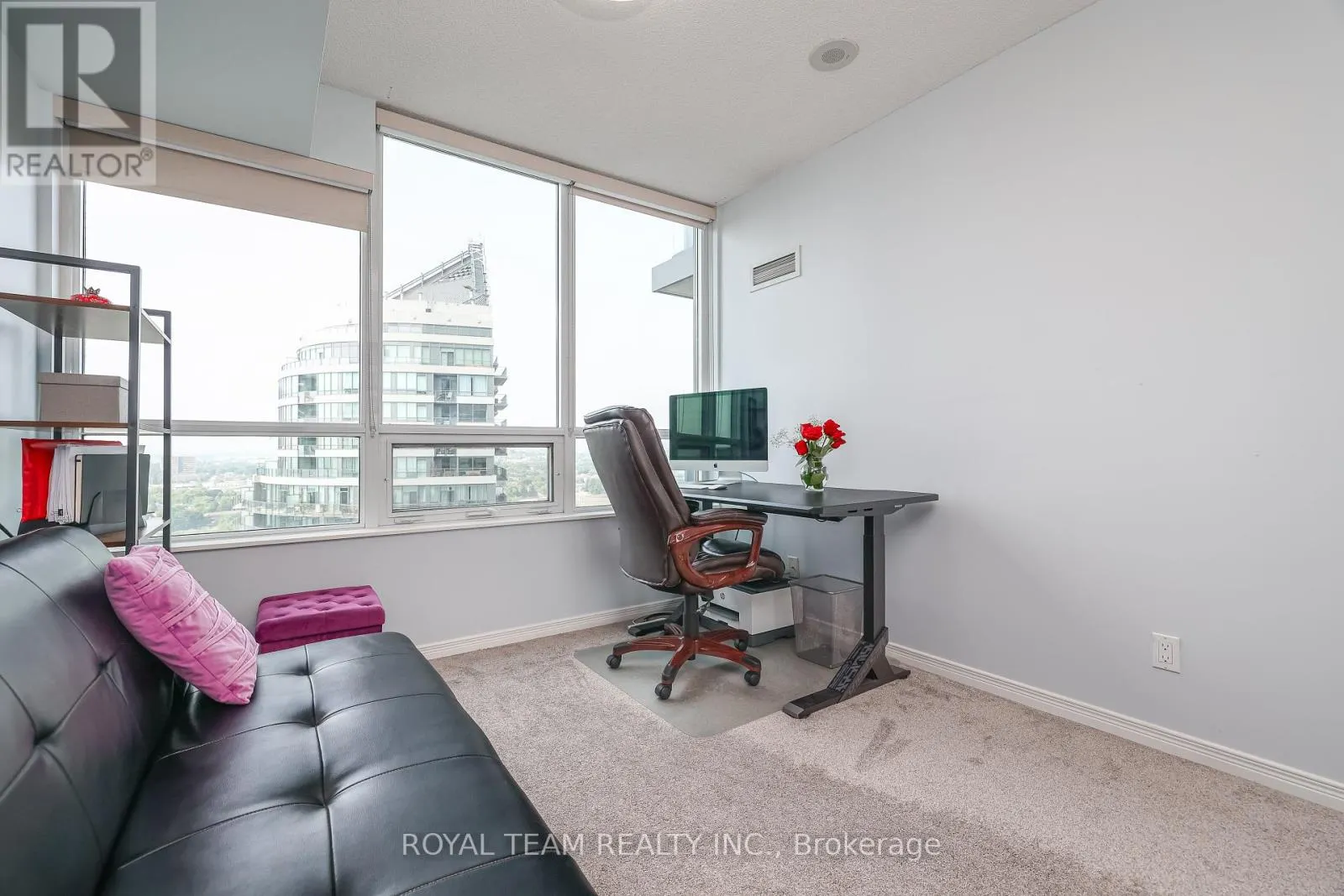 2504 - 2230 LAKE SHORE BOULEVARD W