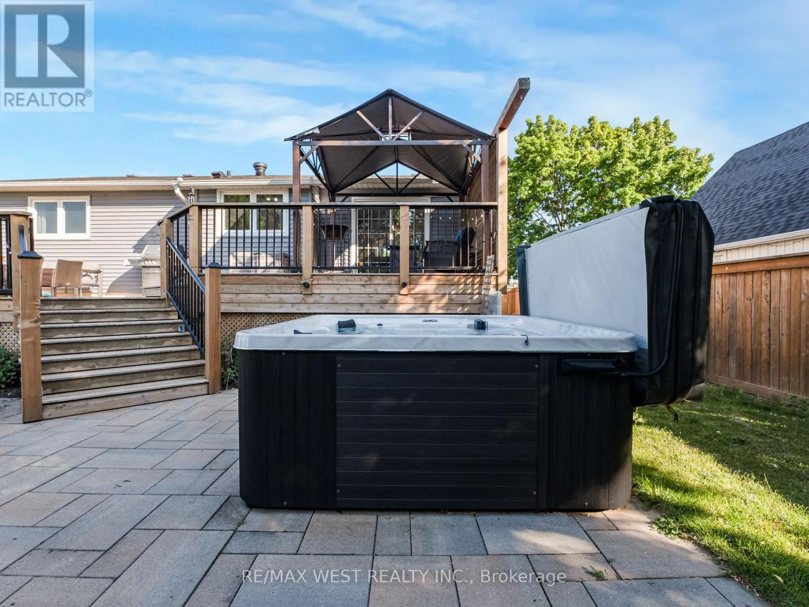 149 ELLWOOD DRIVE W