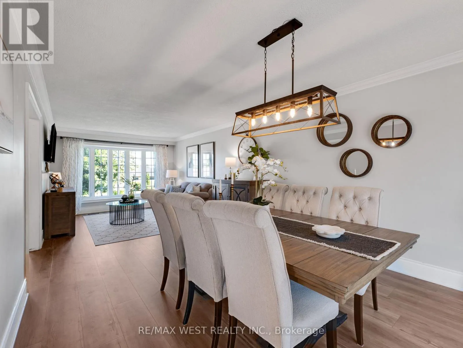 149 ELLWOOD DRIVE W