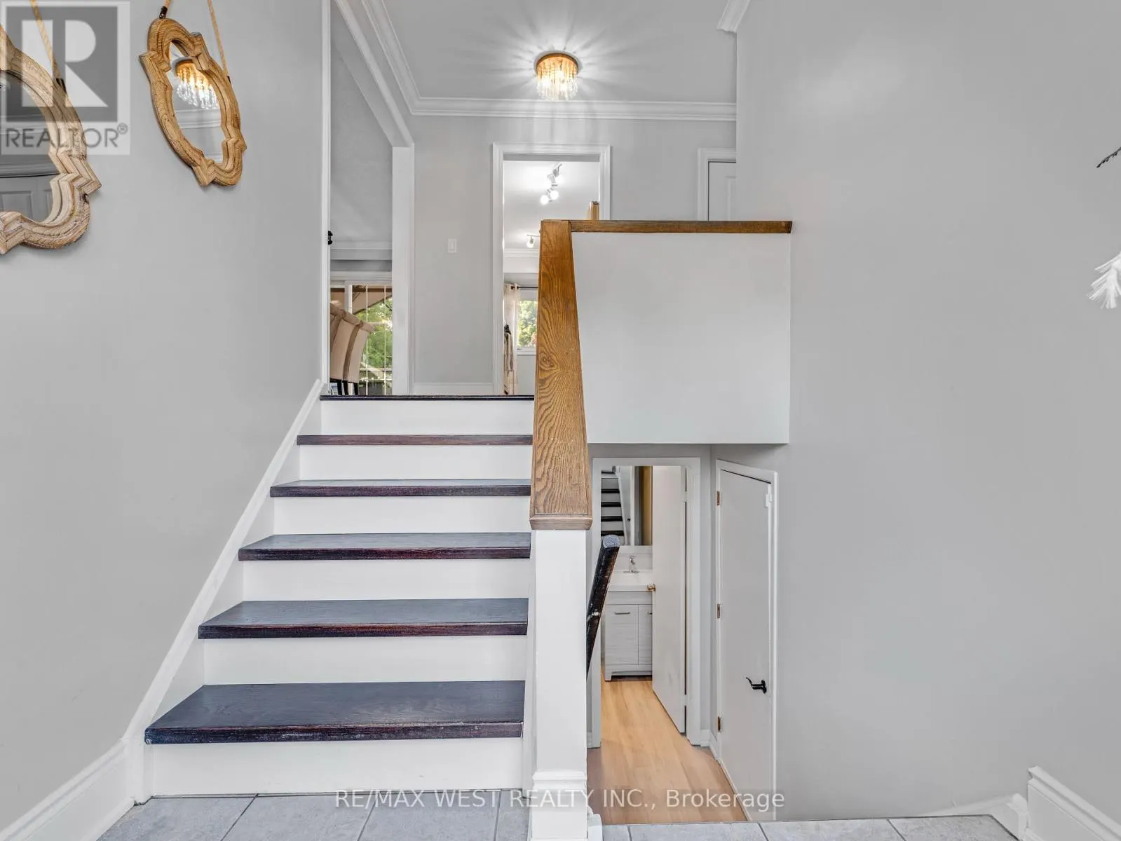 149 ELLWOOD DRIVE W