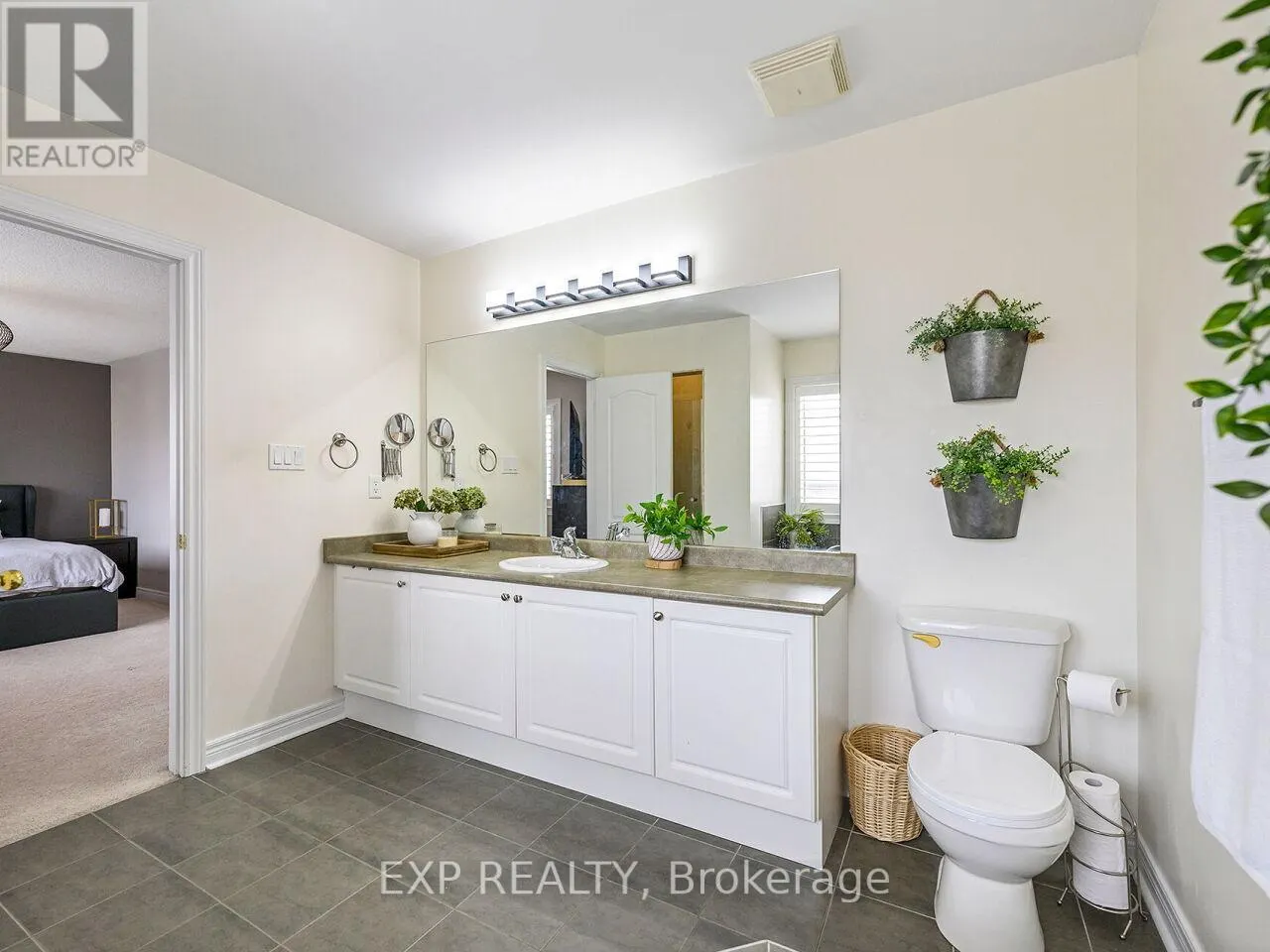 171 GIDDINGS CRESCENT