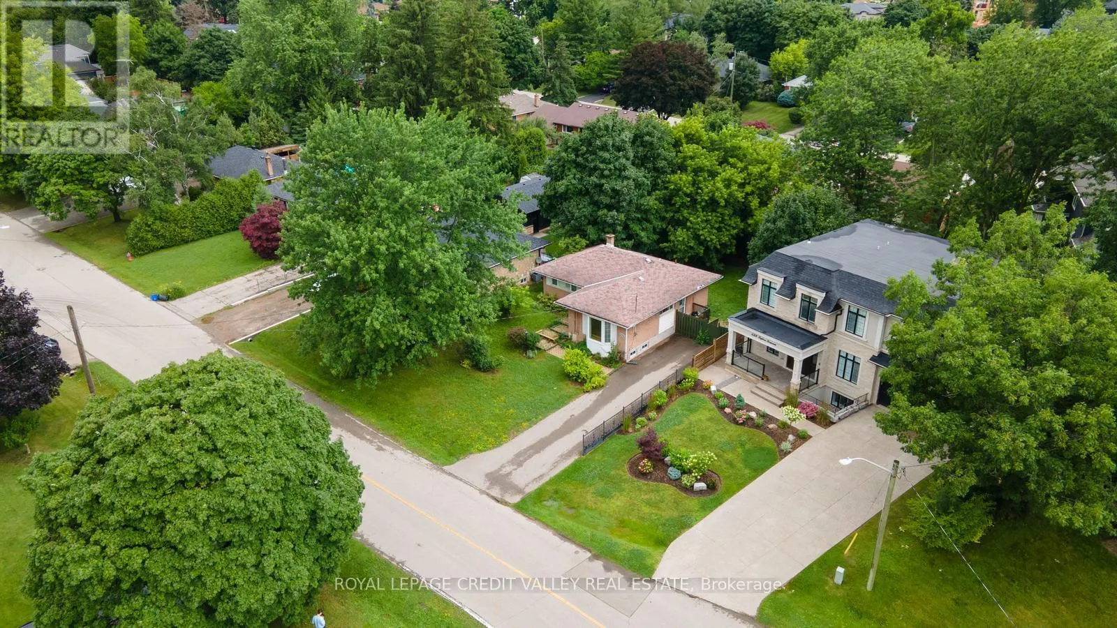 535 TAPLOW CRESCENT