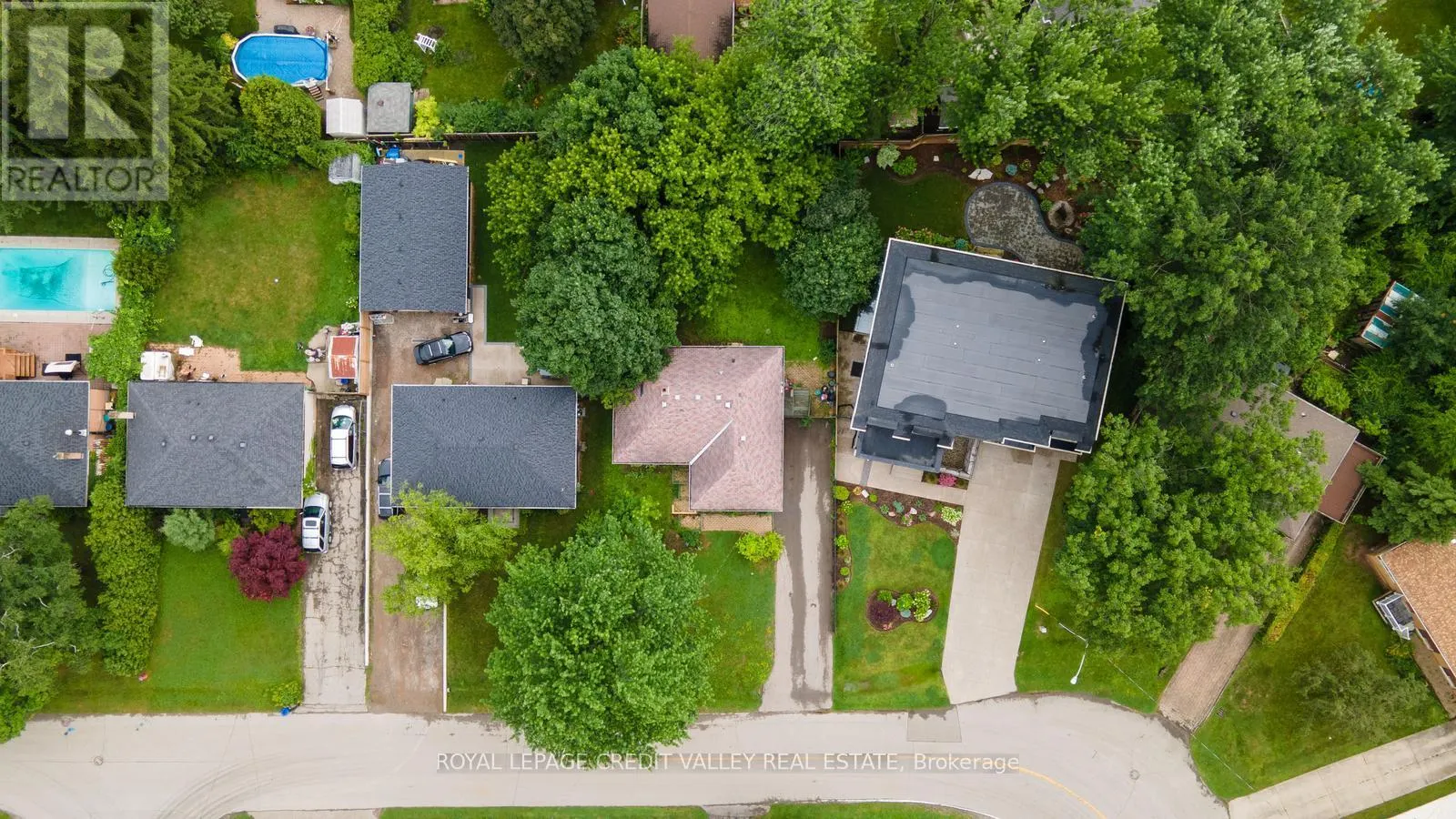 535 TAPLOW CRESCENT