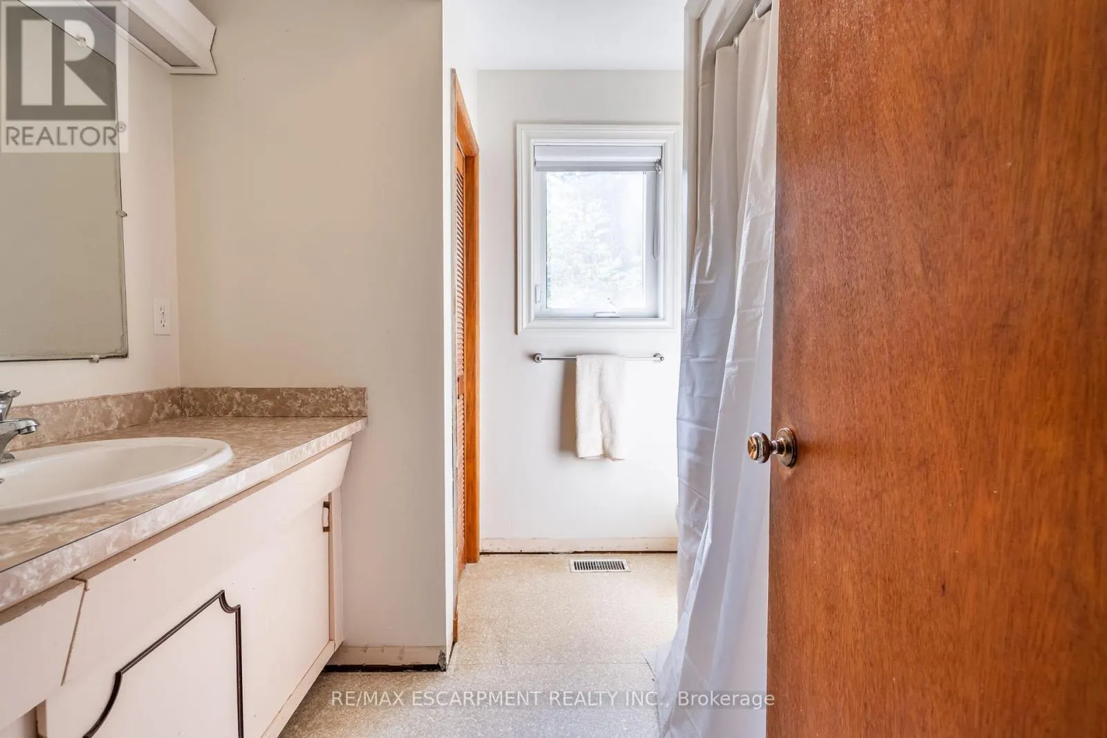 5224 CEDAR SPRINGS ROAD