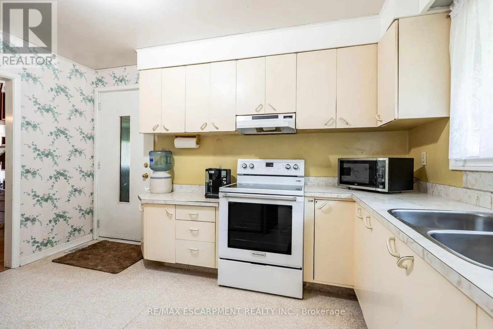 5224 CEDAR SPRINGS ROAD