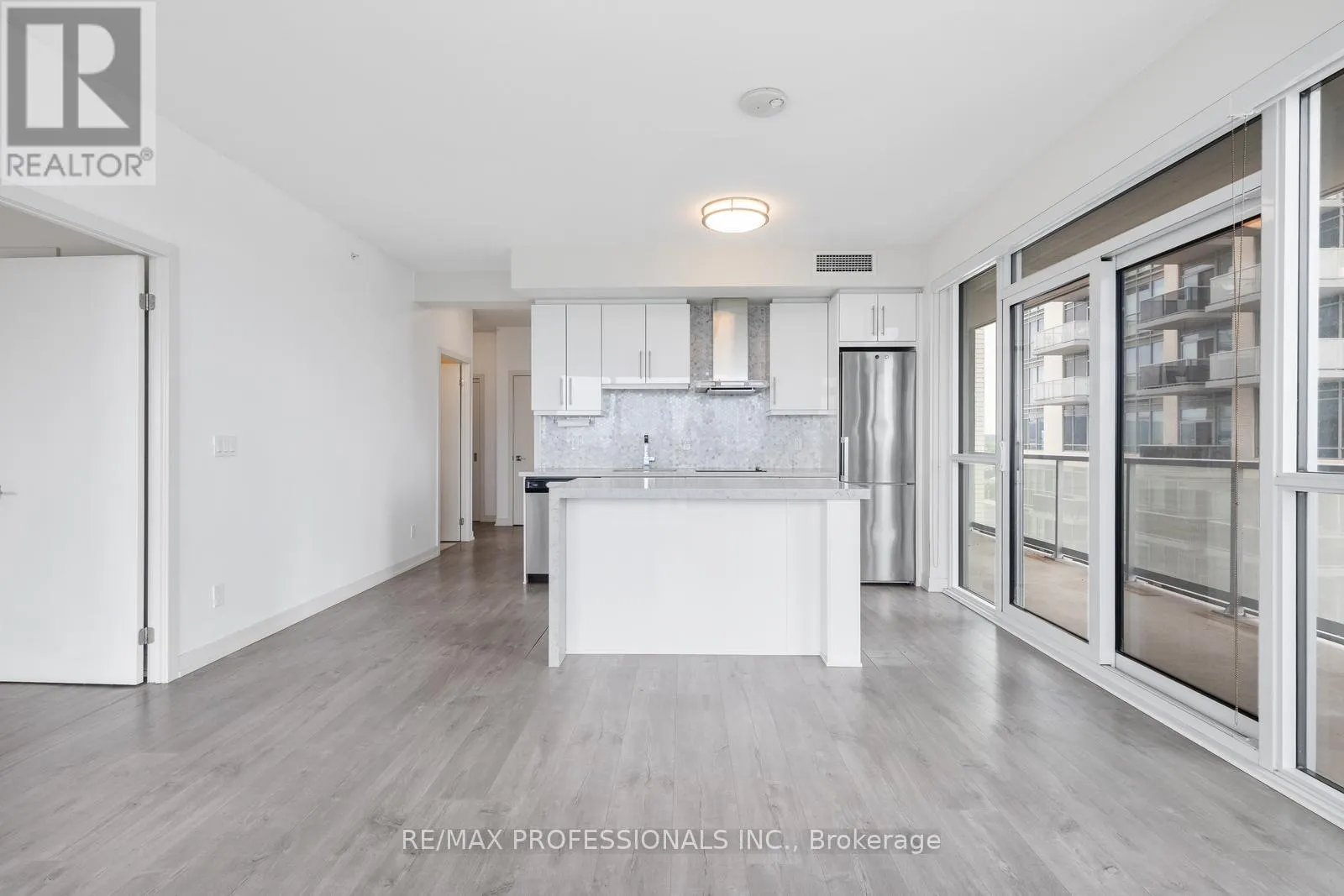 1203 - 2087 FAIRVIEW STREET