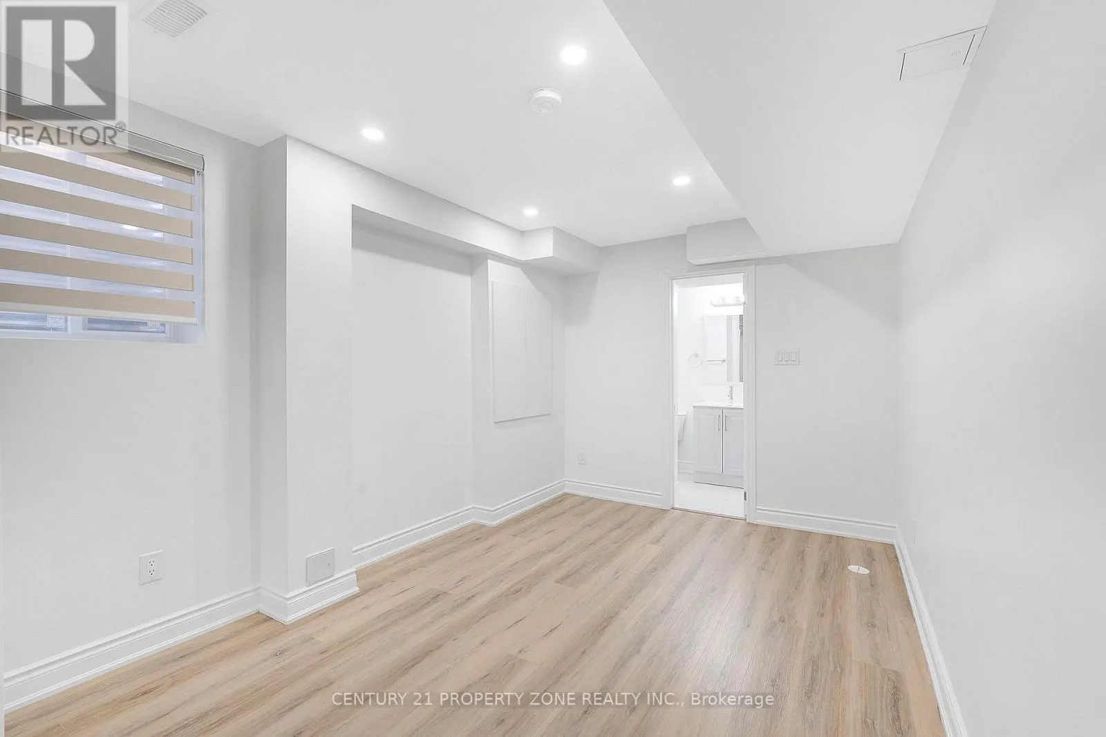 458 BERGAMOT AVENUE
