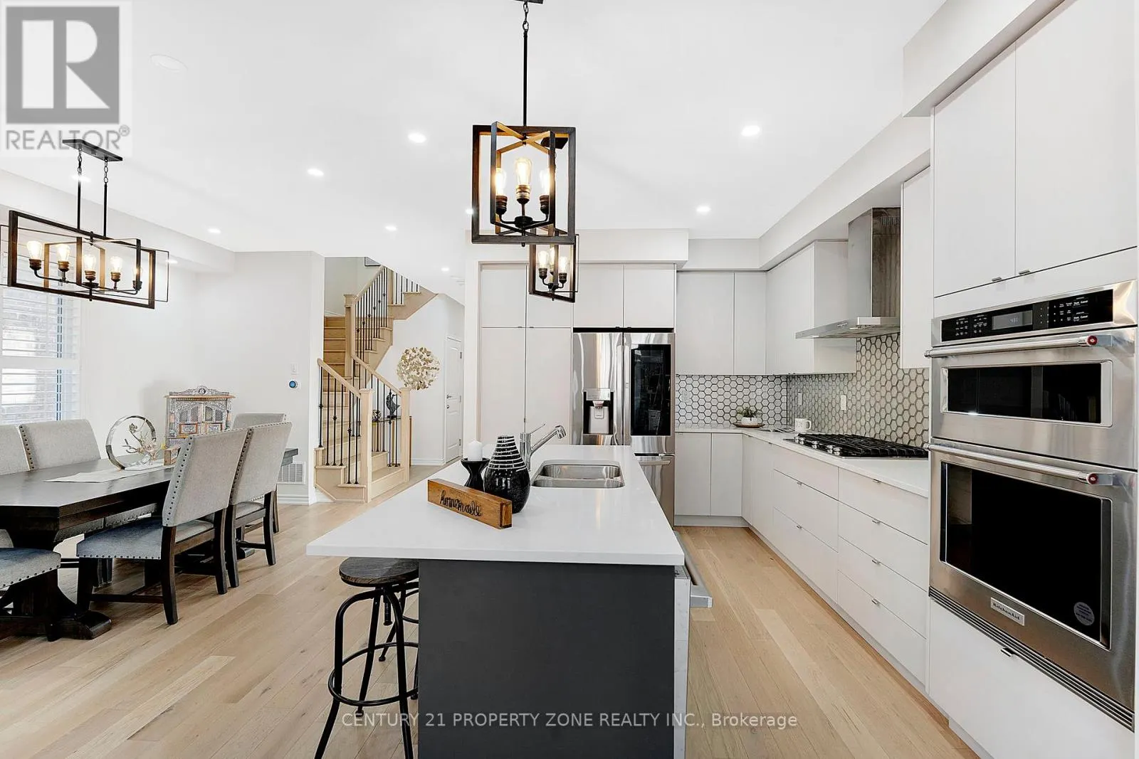 458 BERGAMOT AVENUE