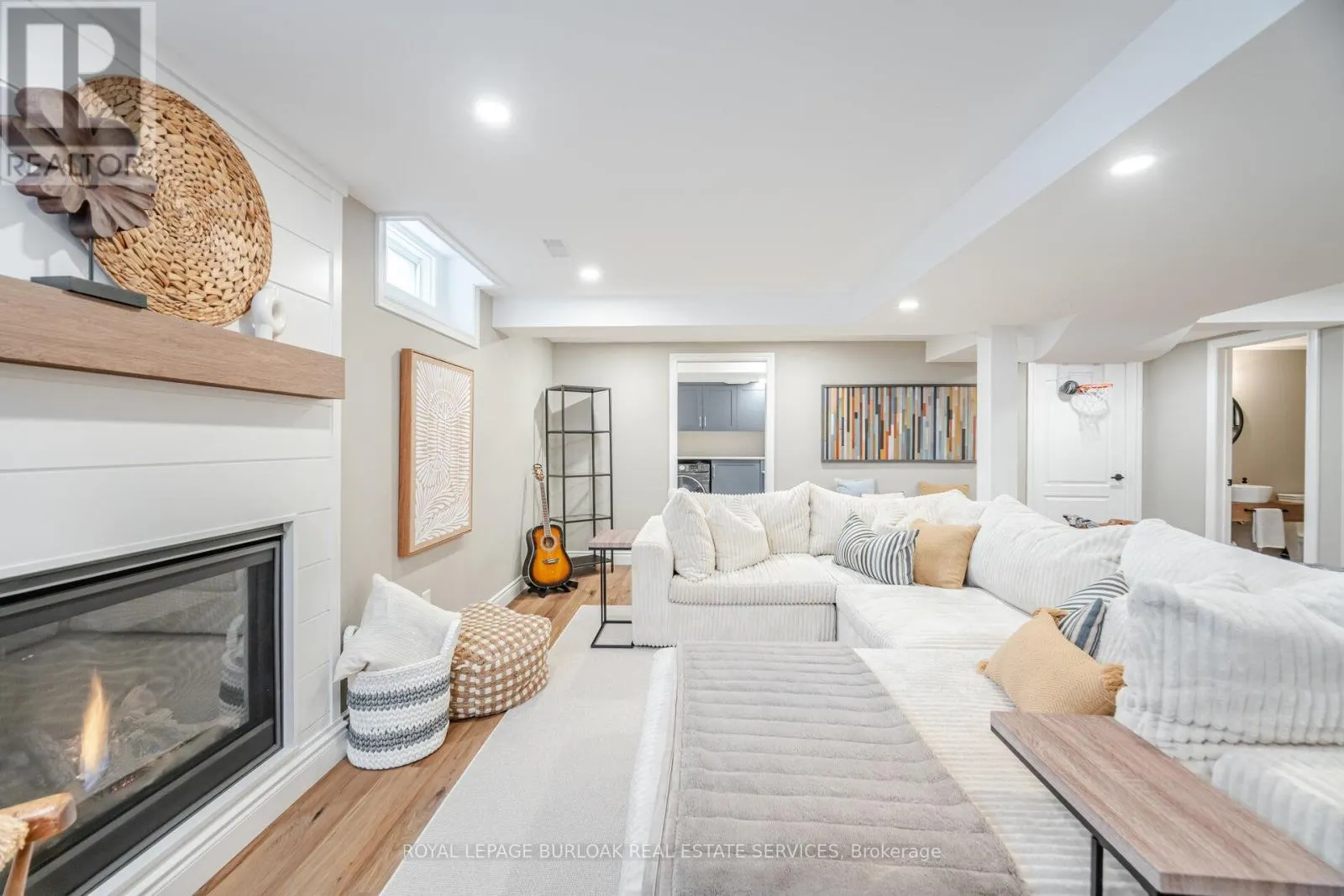1253 ROPER DRIVE