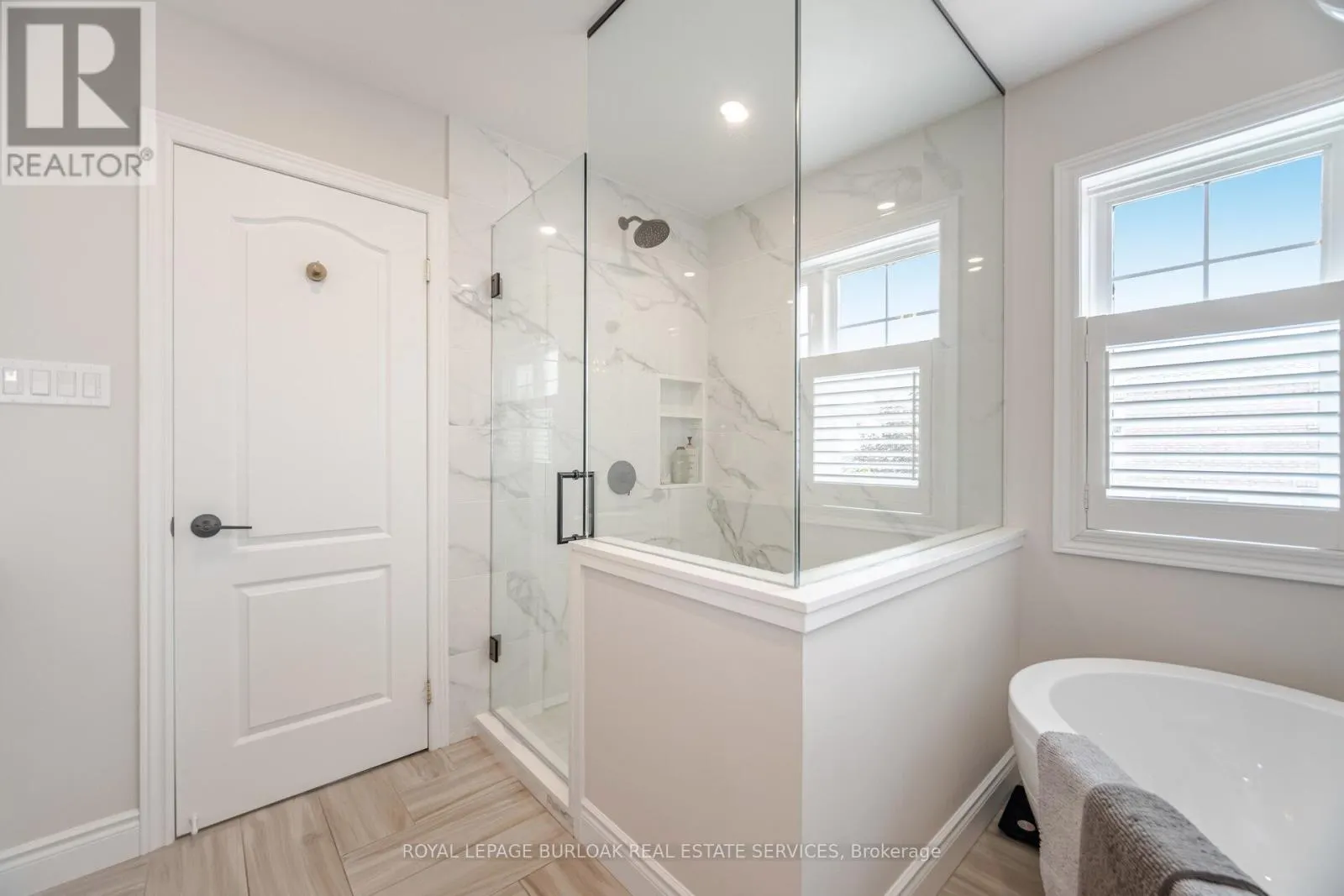 1253 ROPER DRIVE