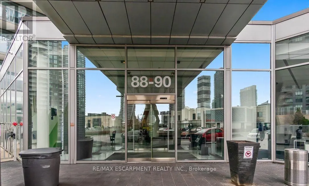 607 - 88 PARK LAWN ROAD