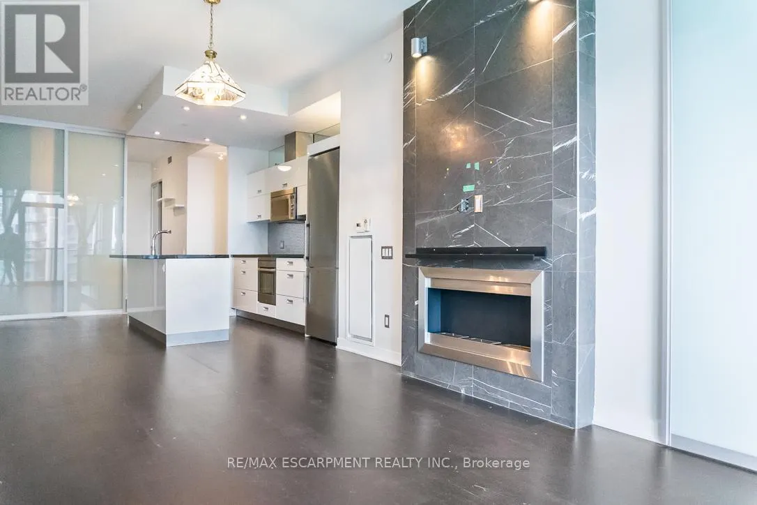 607 - 88 PARK LAWN ROAD