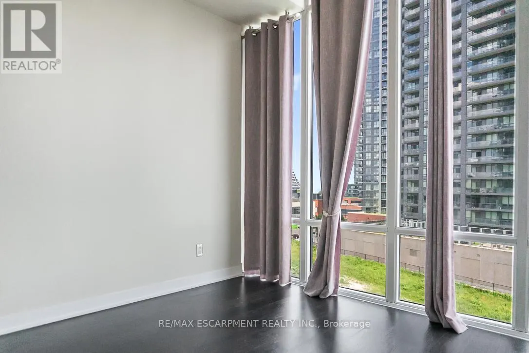 607 - 88 PARK LAWN ROAD