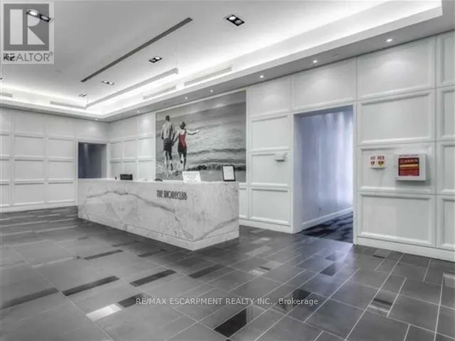 607 - 88 PARK LAWN ROAD