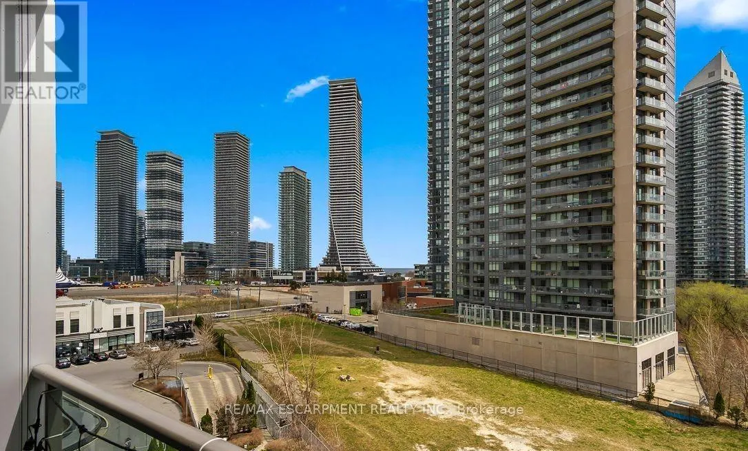 607 - 88 PARK LAWN ROAD