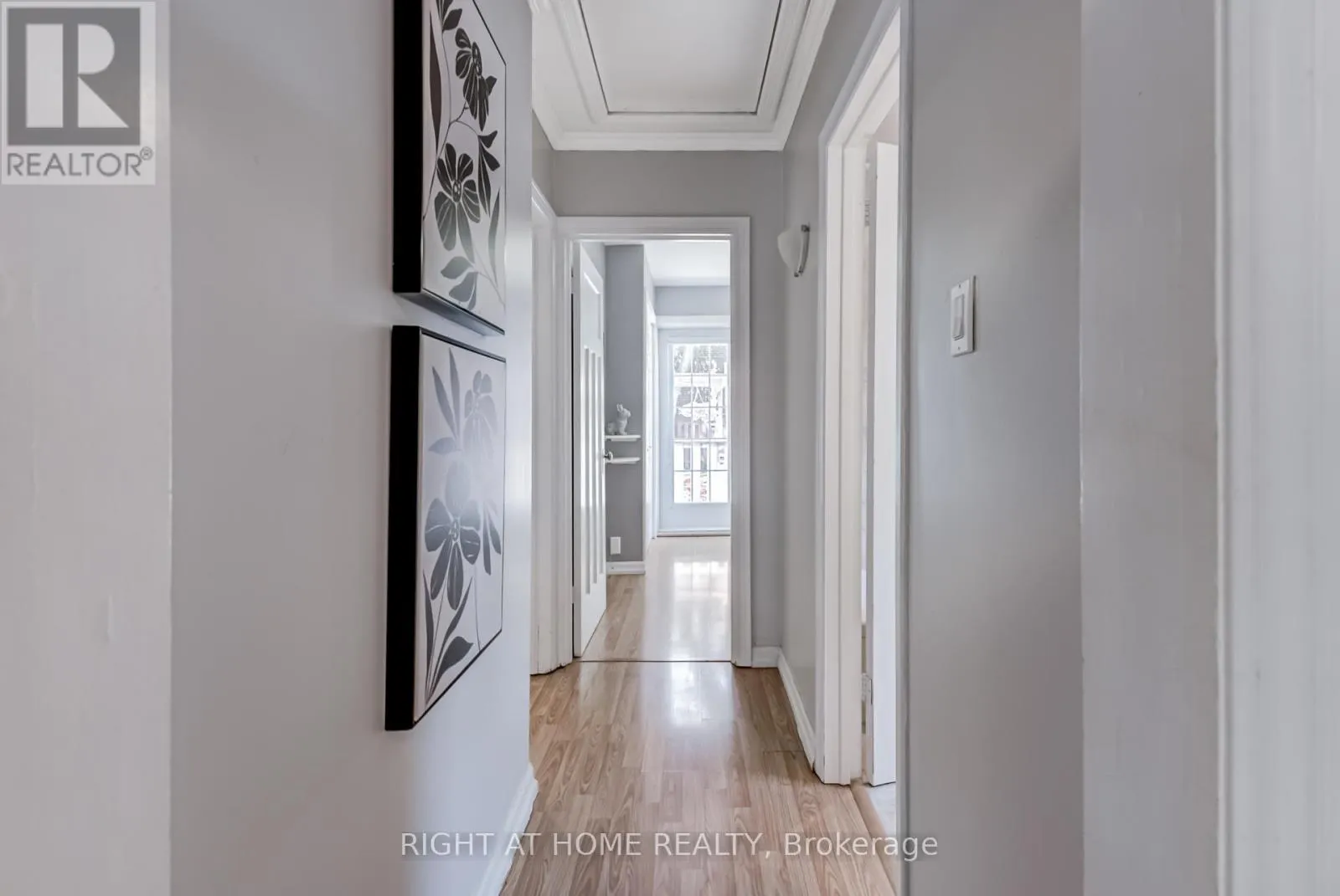 6 STRUTHERS STREET