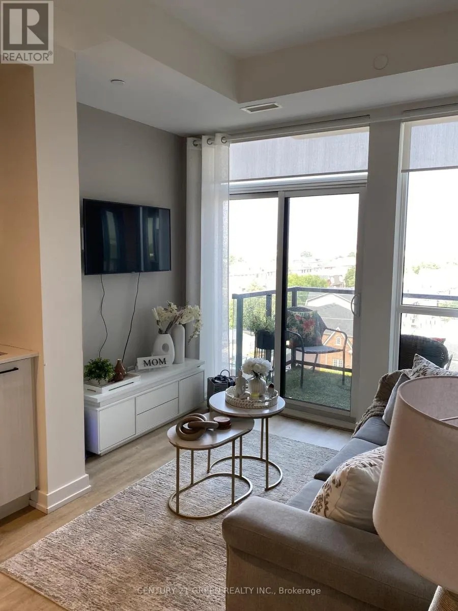 613 - 2300 ST. CLAIR AVENUE W