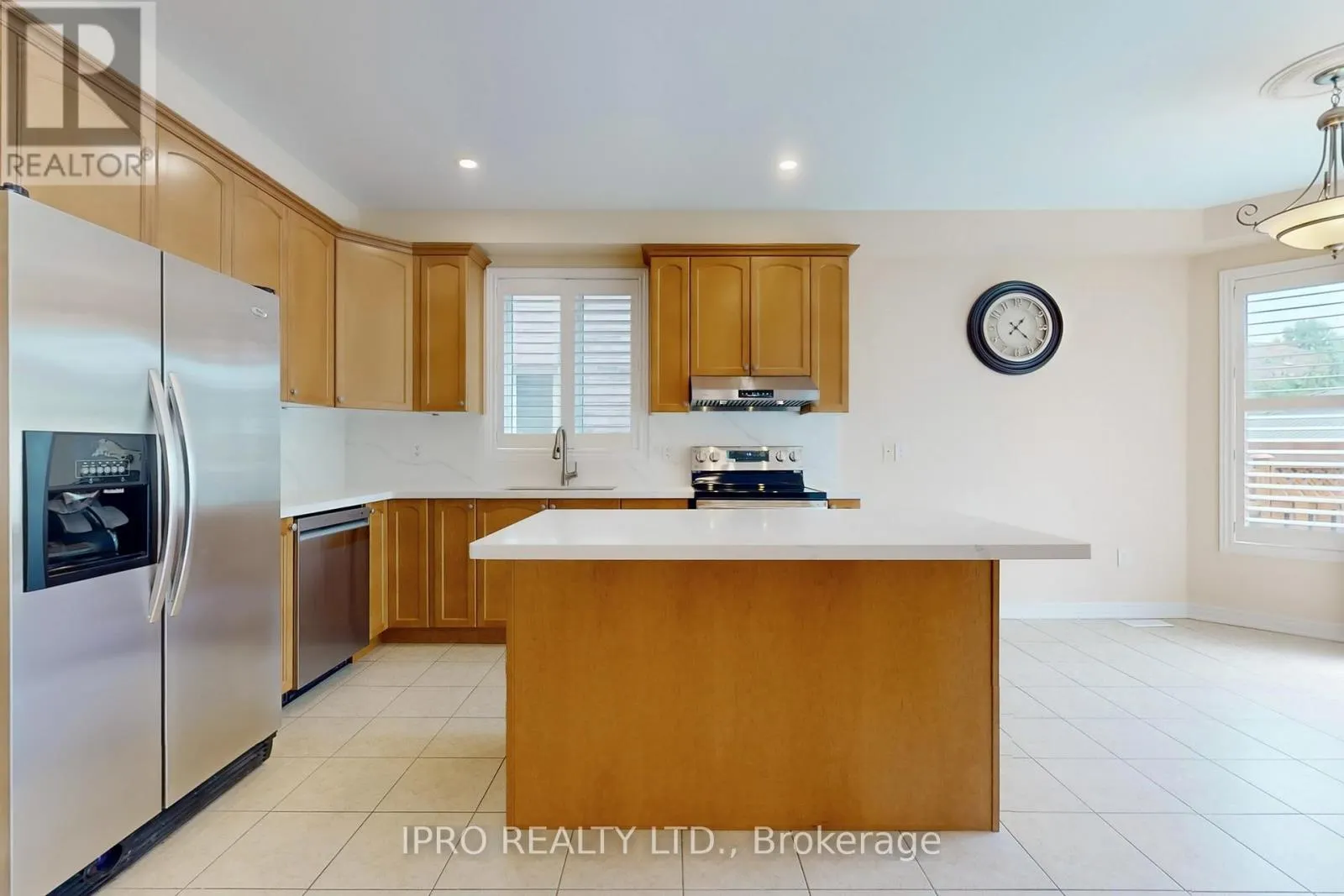 2472 NORTH RIDGE TRAIL S