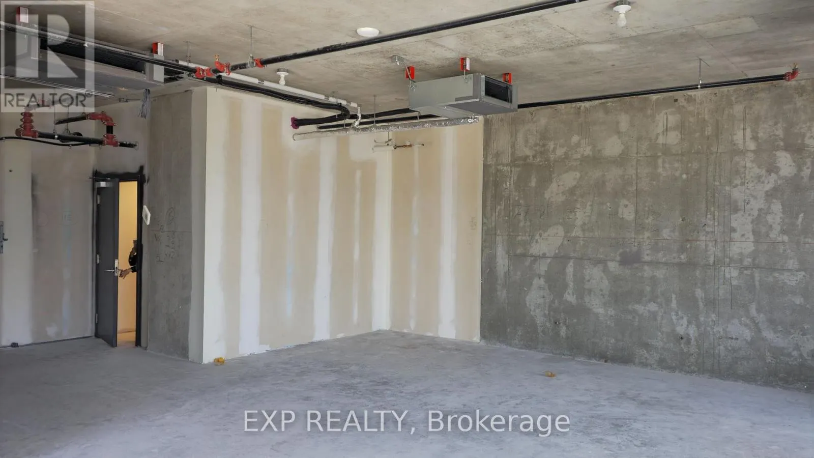 115 - 600 DIXON ROAD