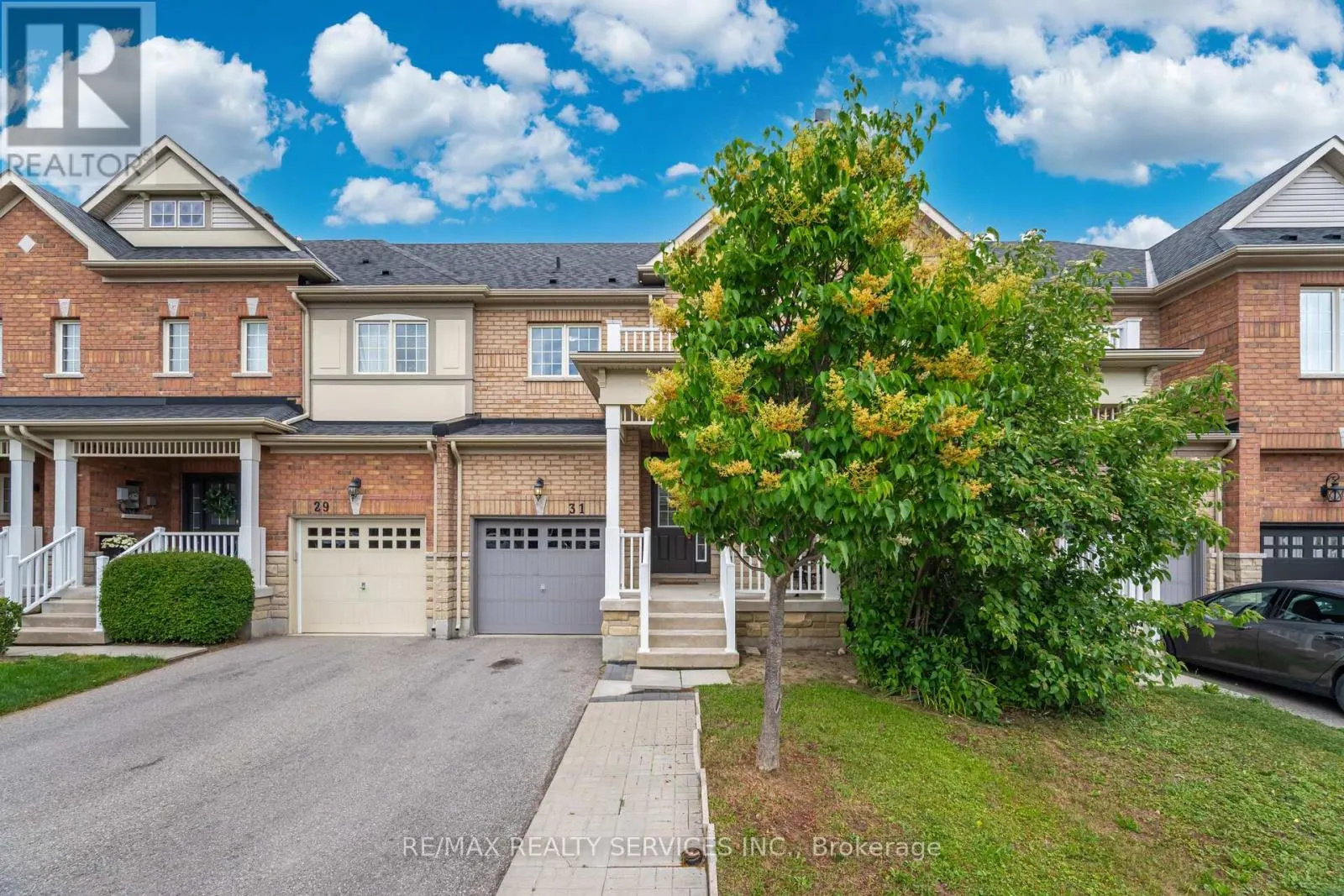 31 MCCARDY COURT