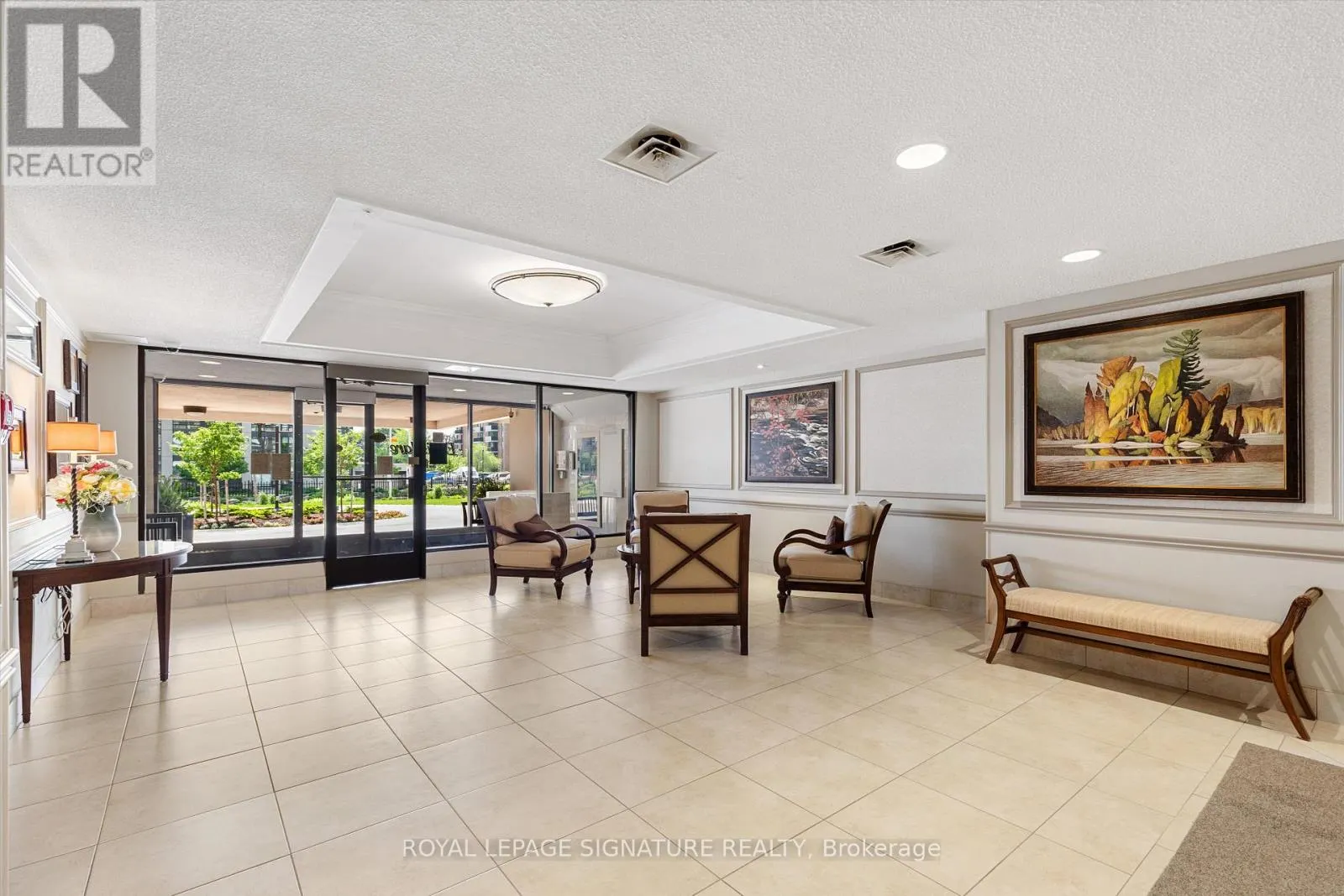 604 - 2185 MARINE DRIVE