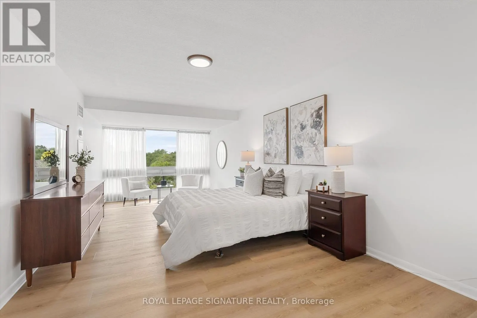 604 - 2185 MARINE DRIVE