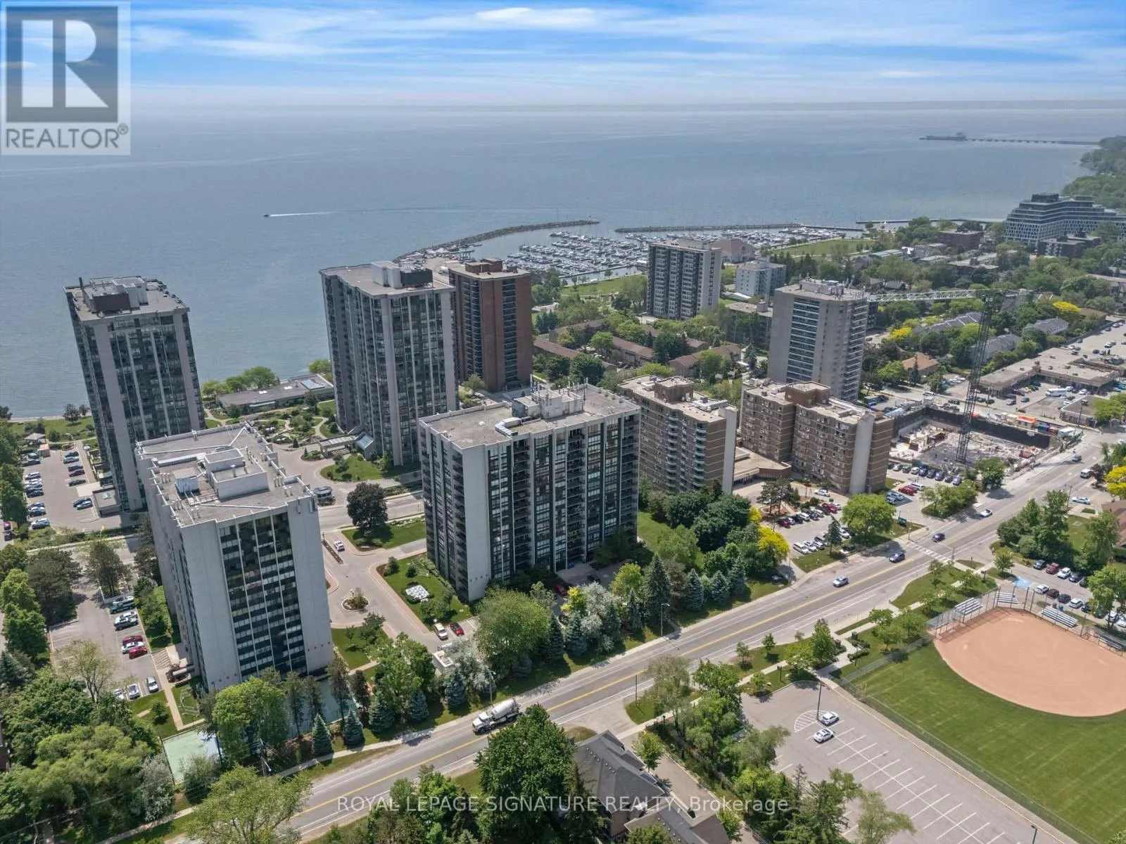 604 - 2185 MARINE DRIVE