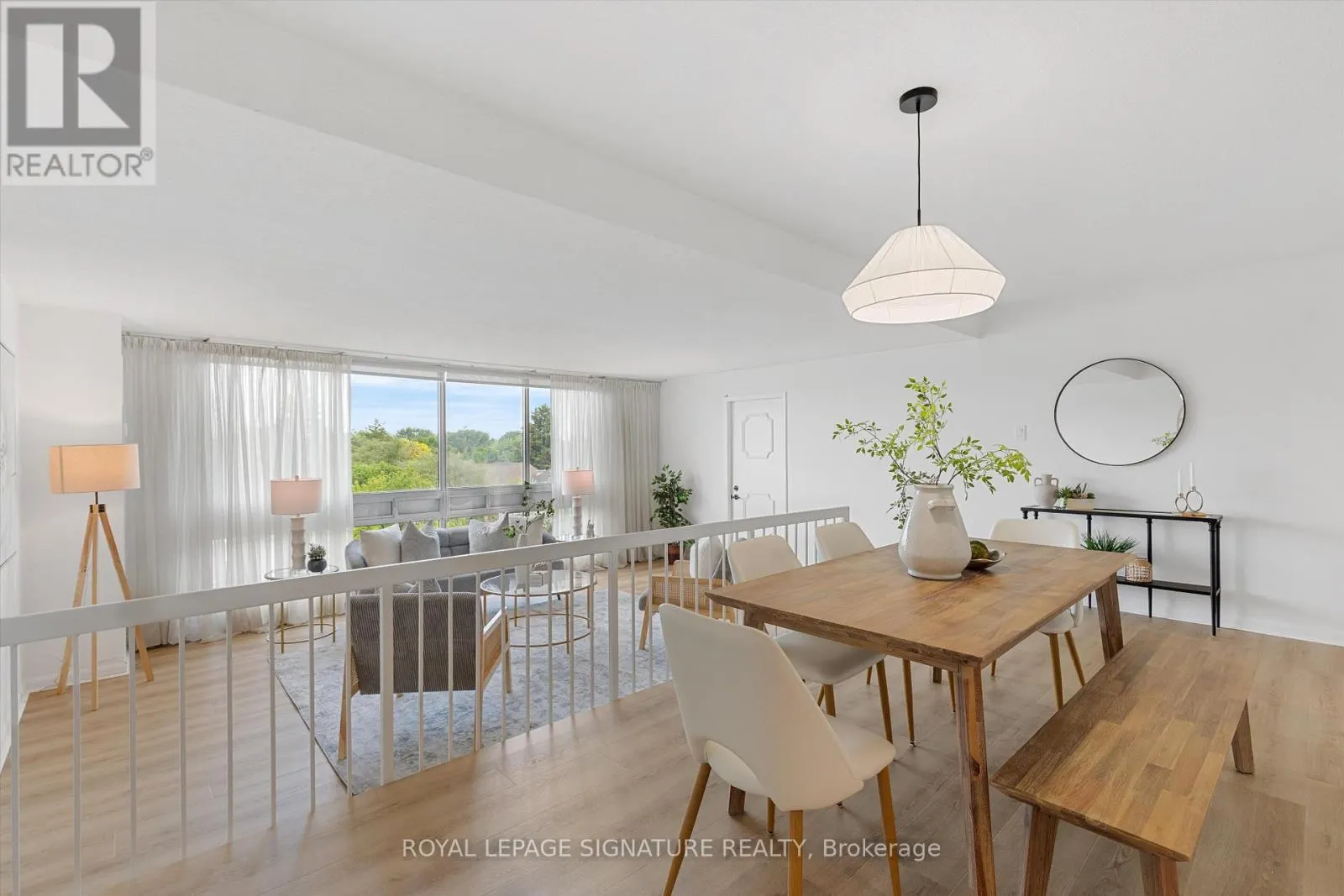 604 - 2185 MARINE DRIVE