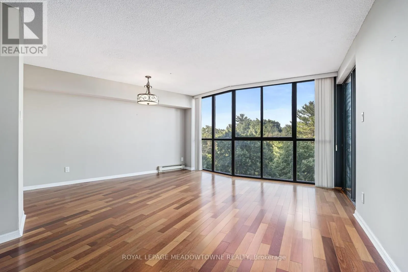 506 - 1230 MARLBOROUGH COURT
