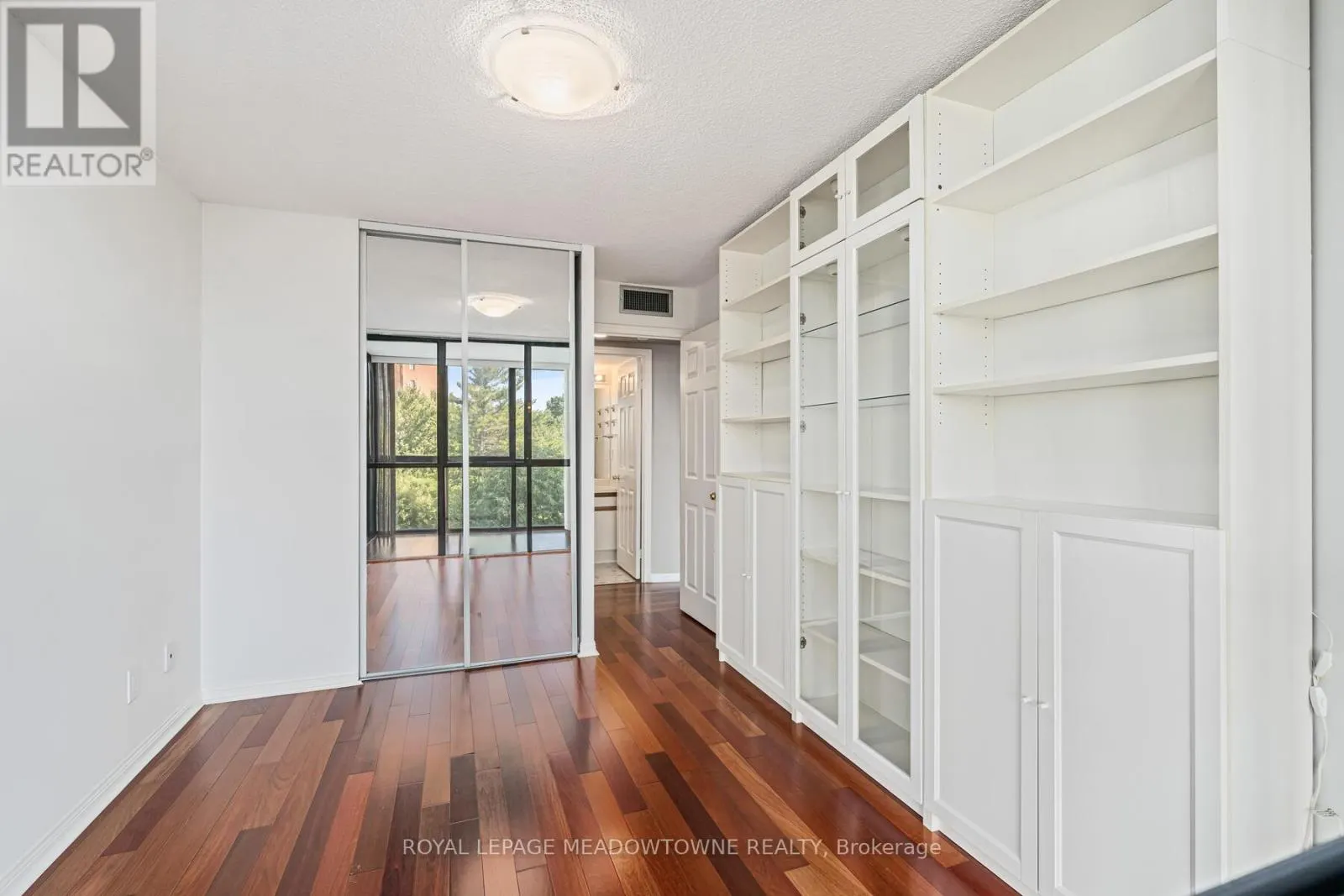 506 - 1230 MARLBOROUGH COURT