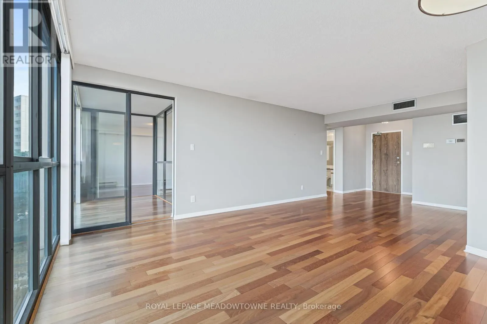 506 - 1230 MARLBOROUGH COURT