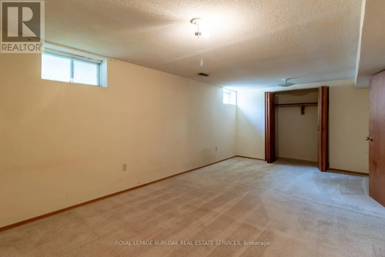 3072 PARKGATE CRESCENT