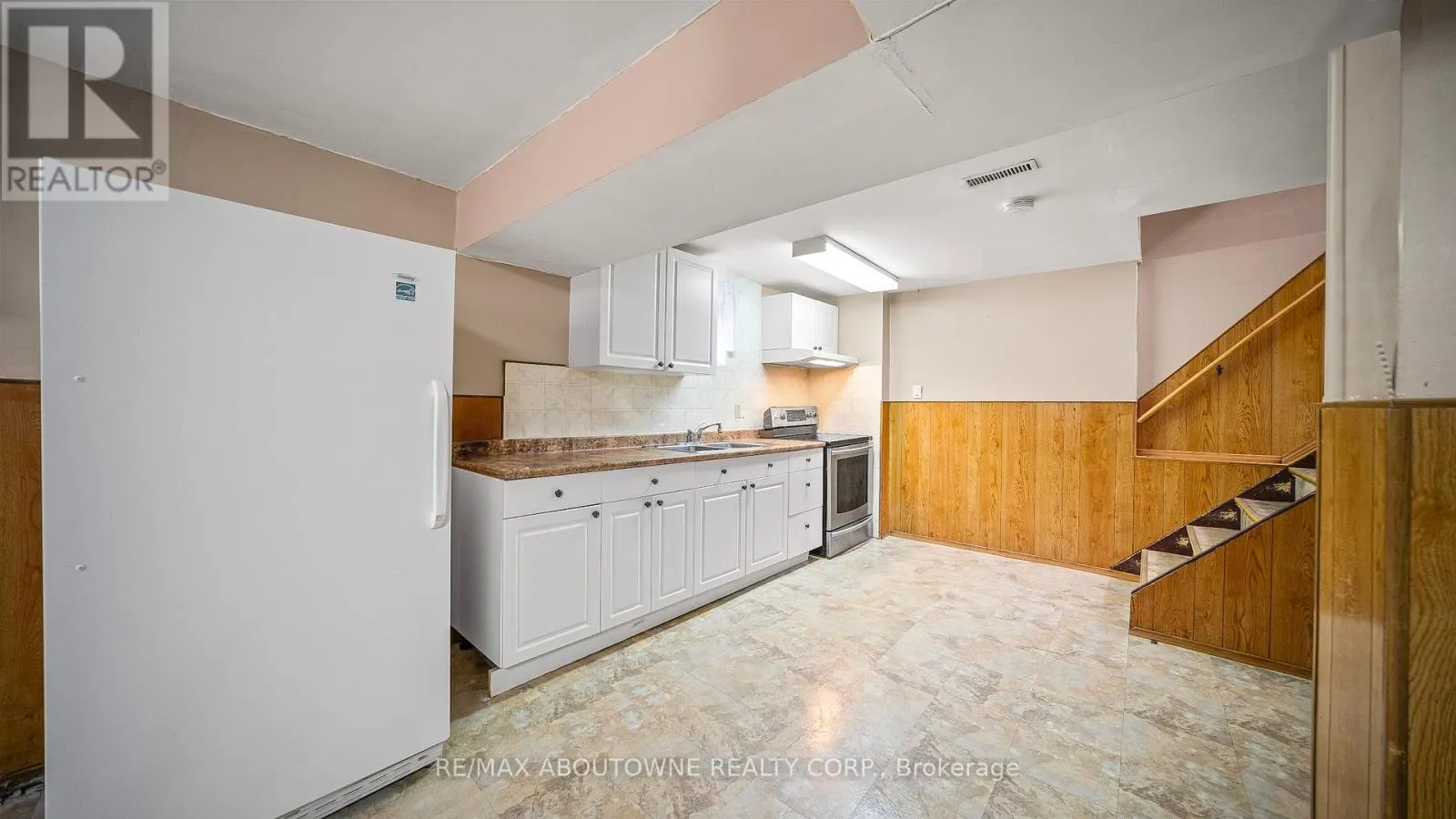 517 PINEGROVE ROAD
