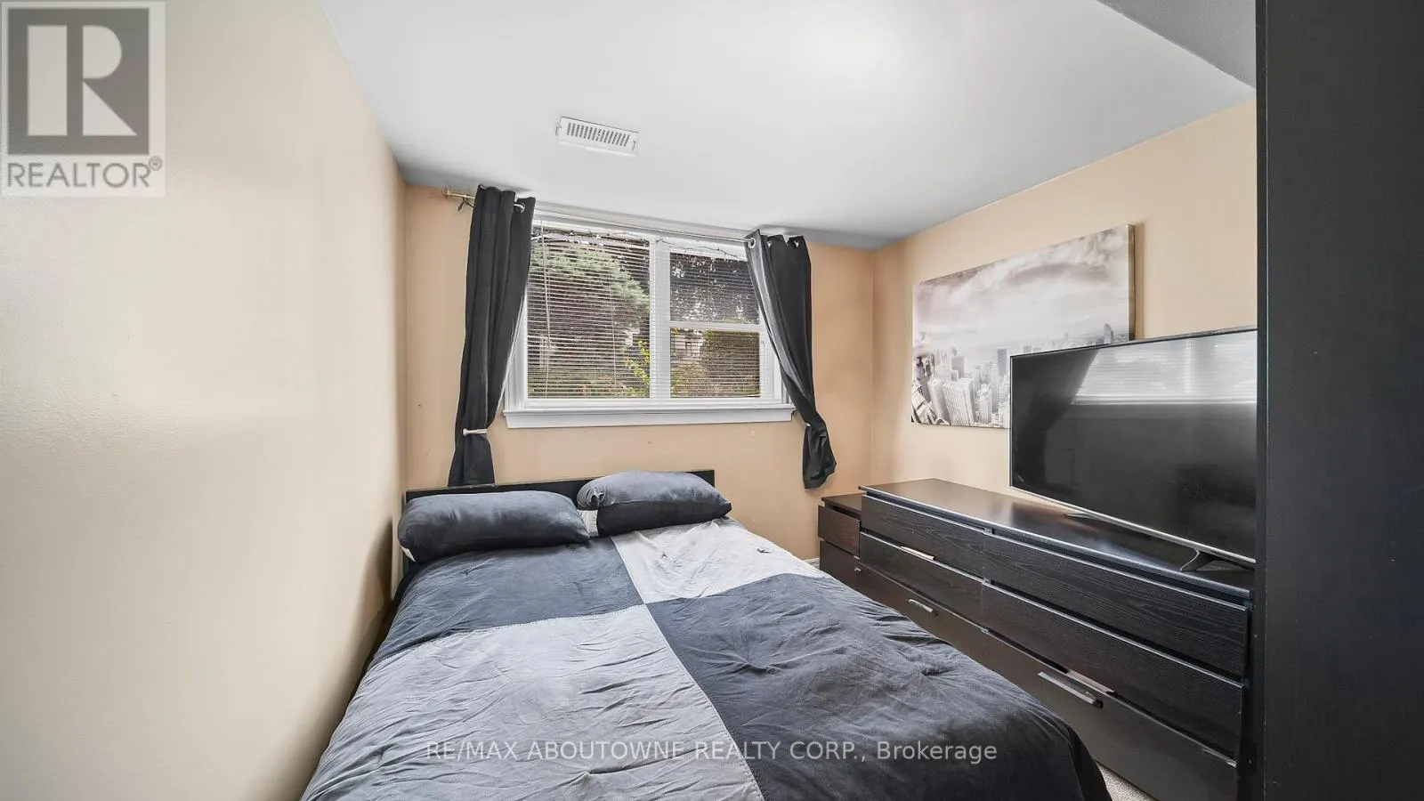 517 PINEGROVE ROAD