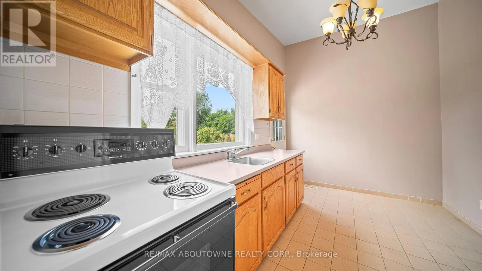 517 PINEGROVE ROAD