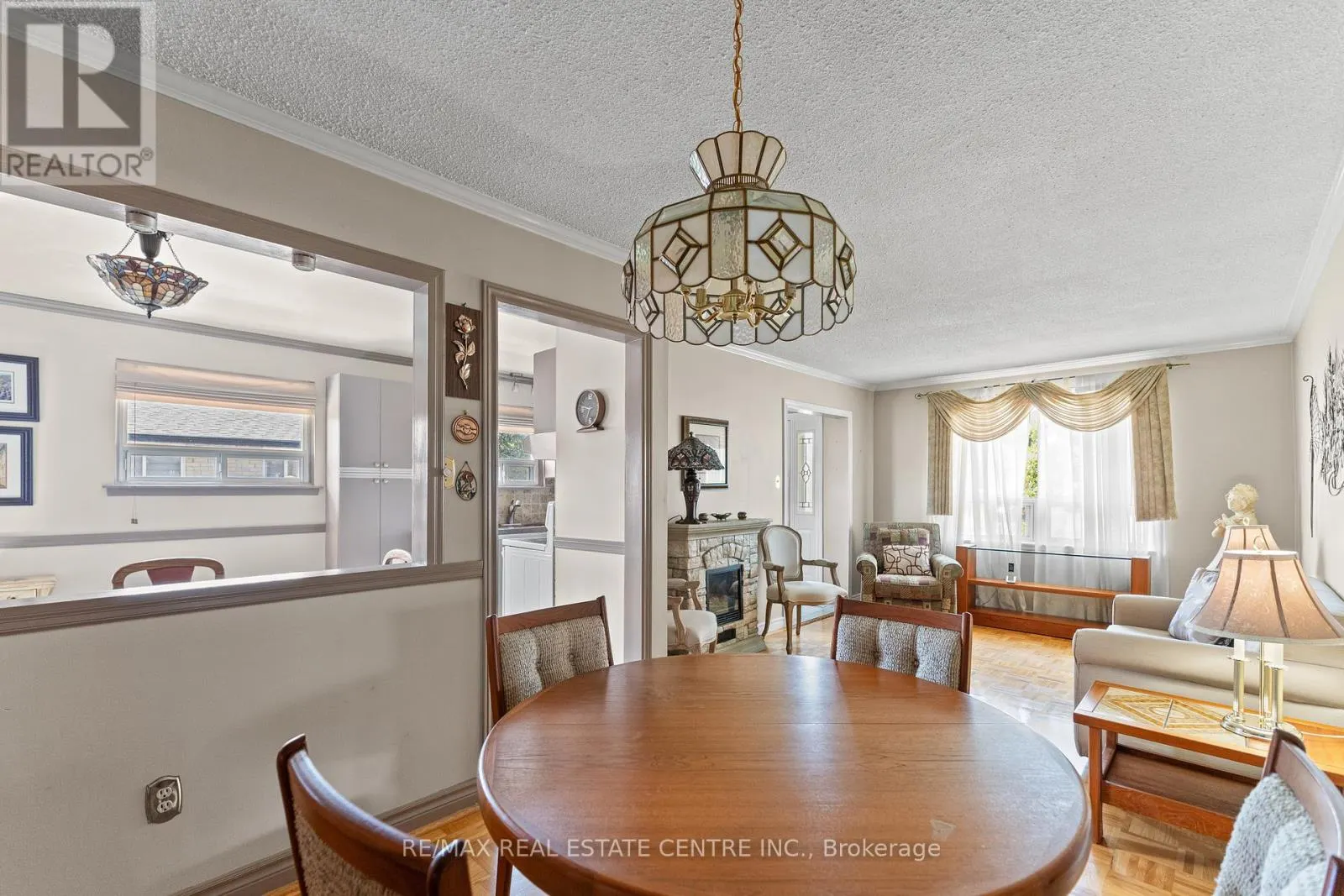 48 MARBLEHEAD CRESCENT