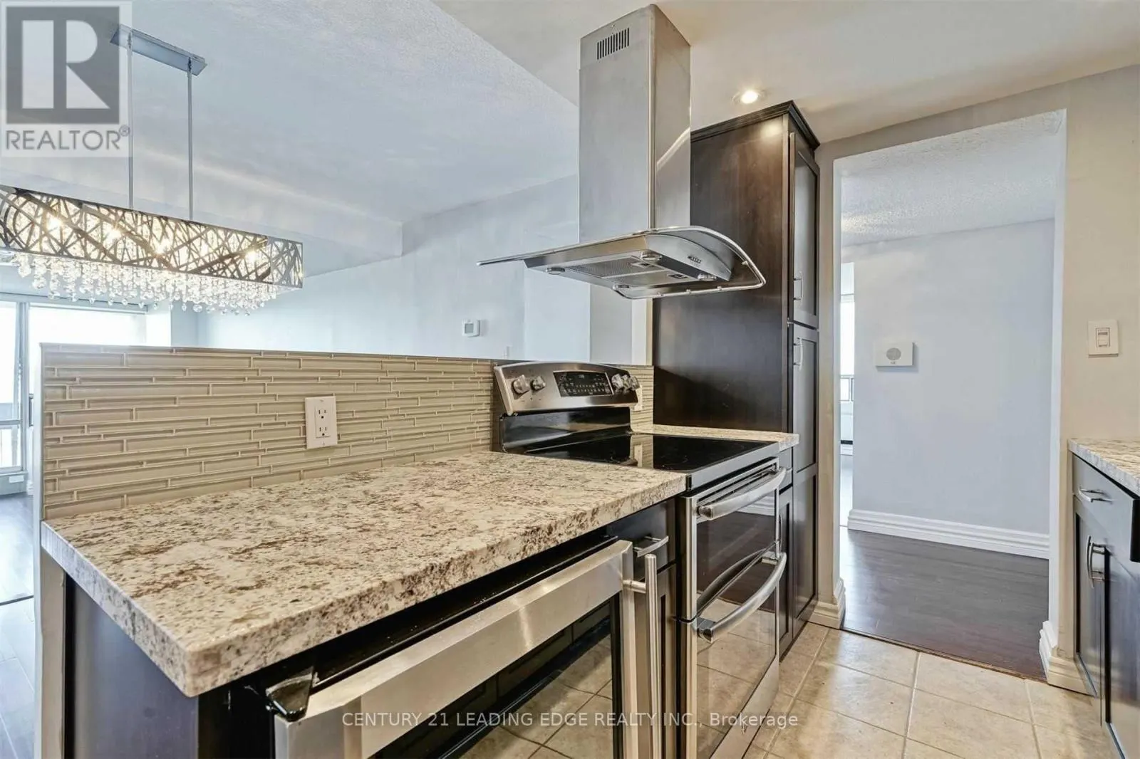 805 - 20 SPEERS ROAD