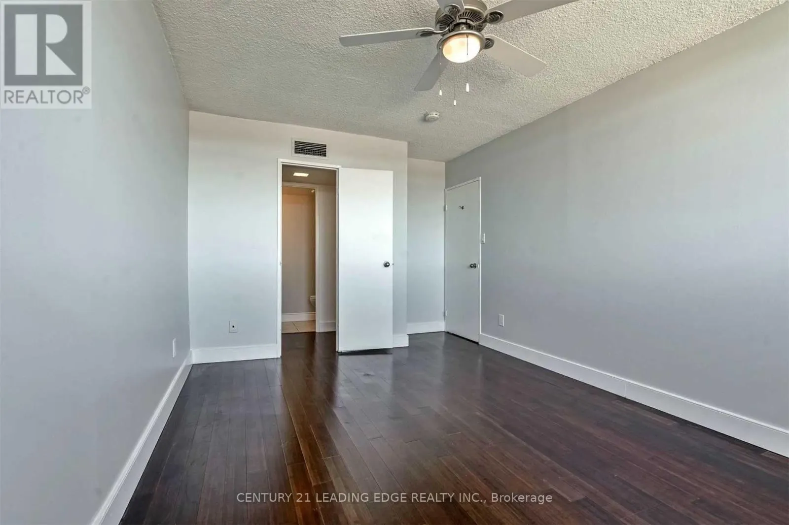 805 - 20 SPEERS ROAD