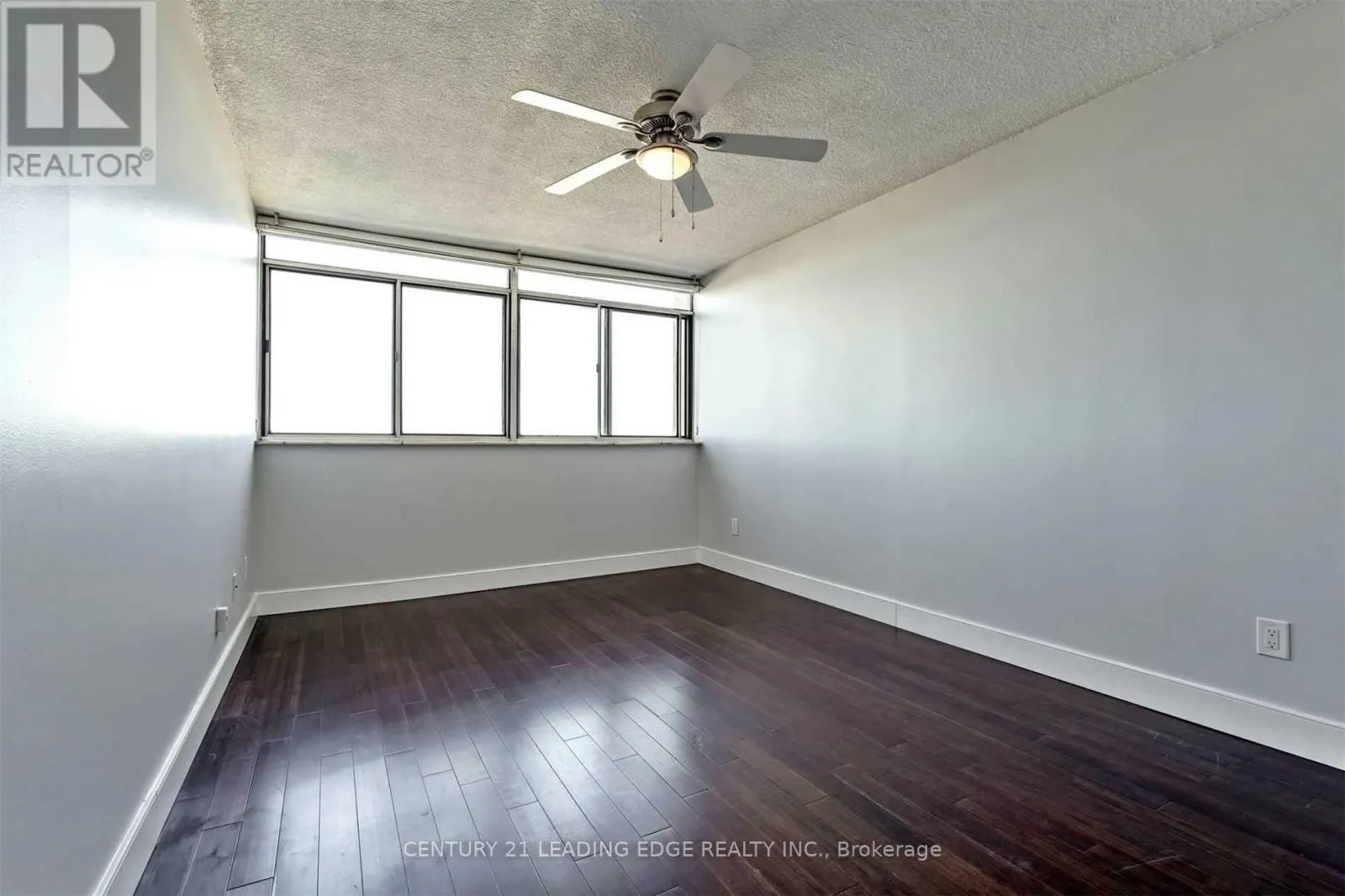 805 - 20 SPEERS ROAD