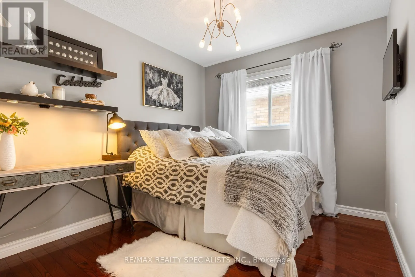 3856 CEDAR HEDGE RISE