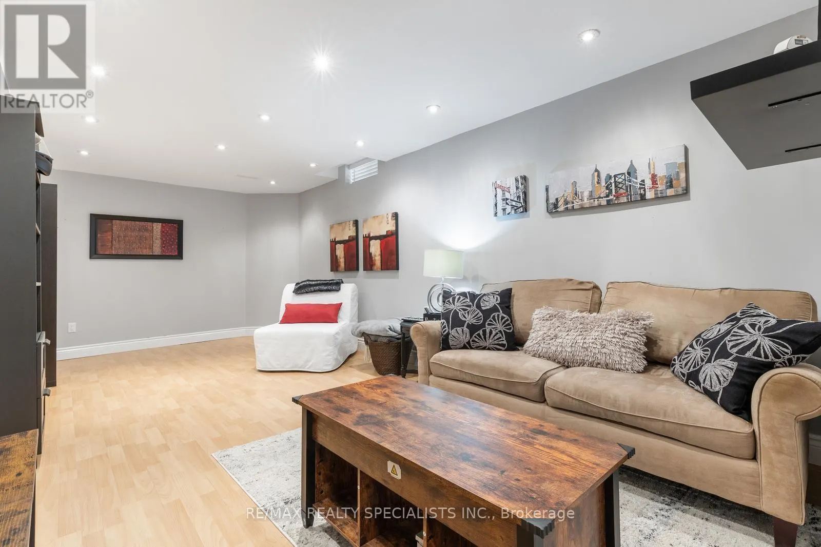 3856 CEDAR HEDGE RISE