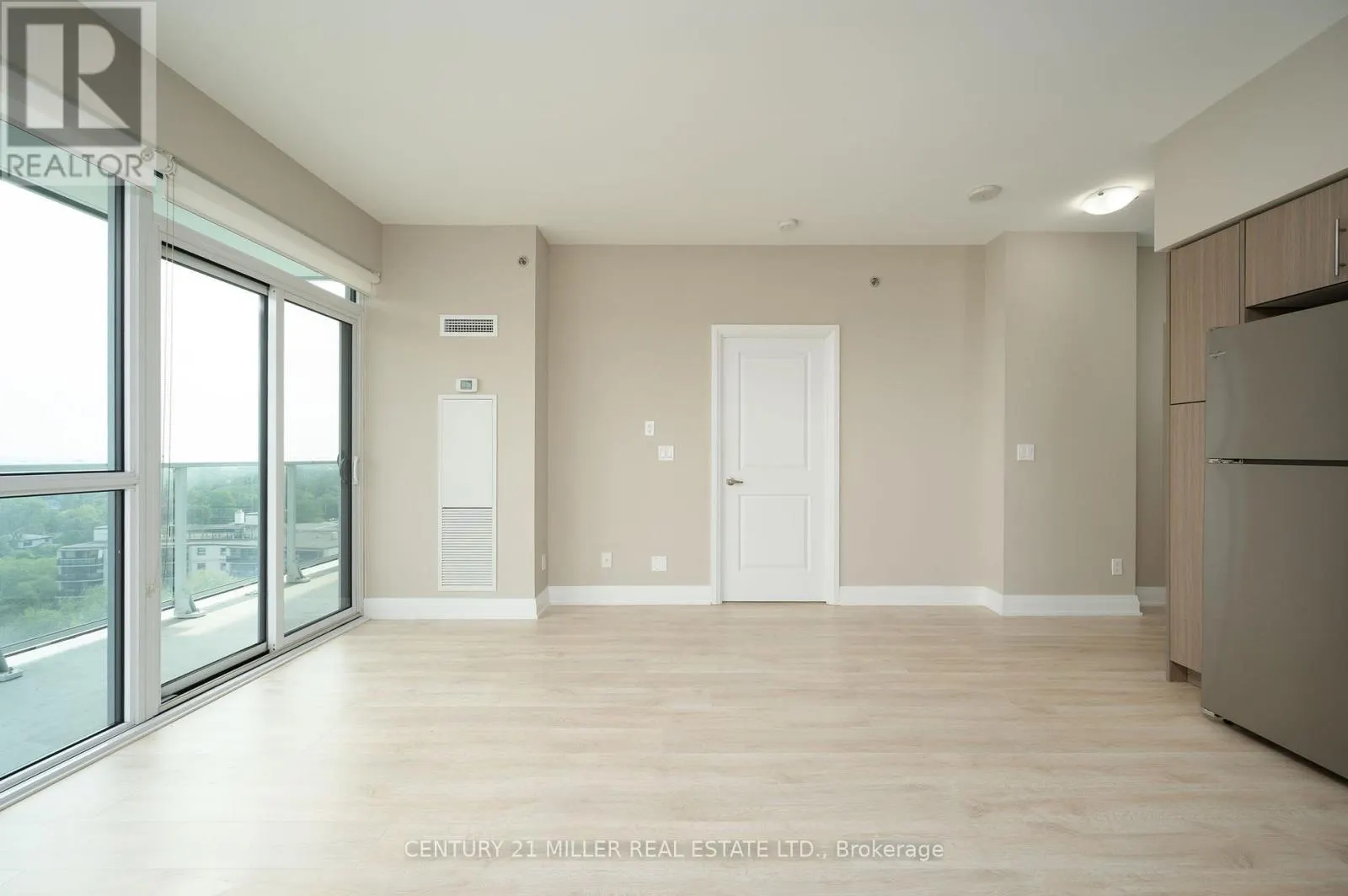 1103 - 55 SPEERS ROAD
