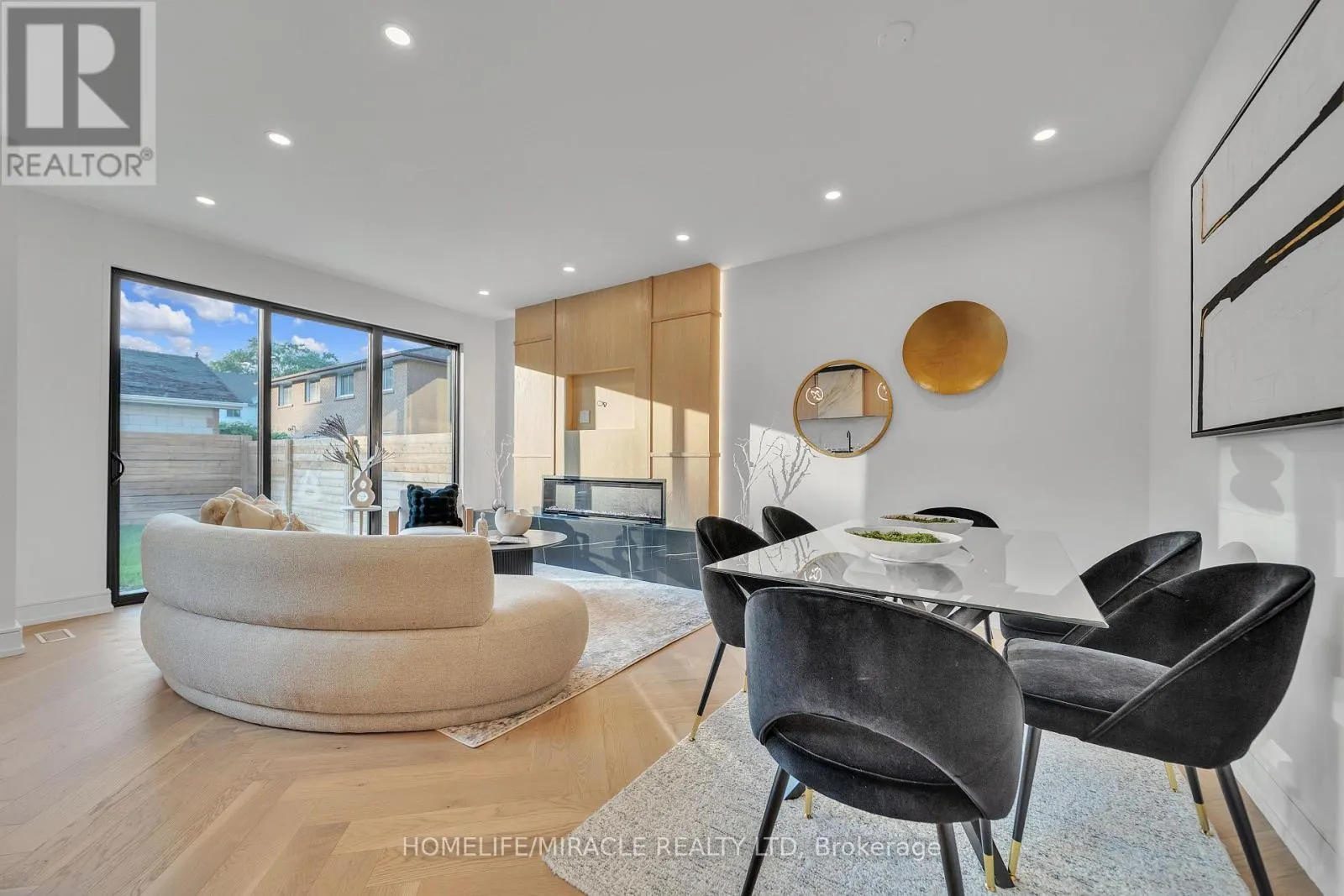 853 TENTH STREET